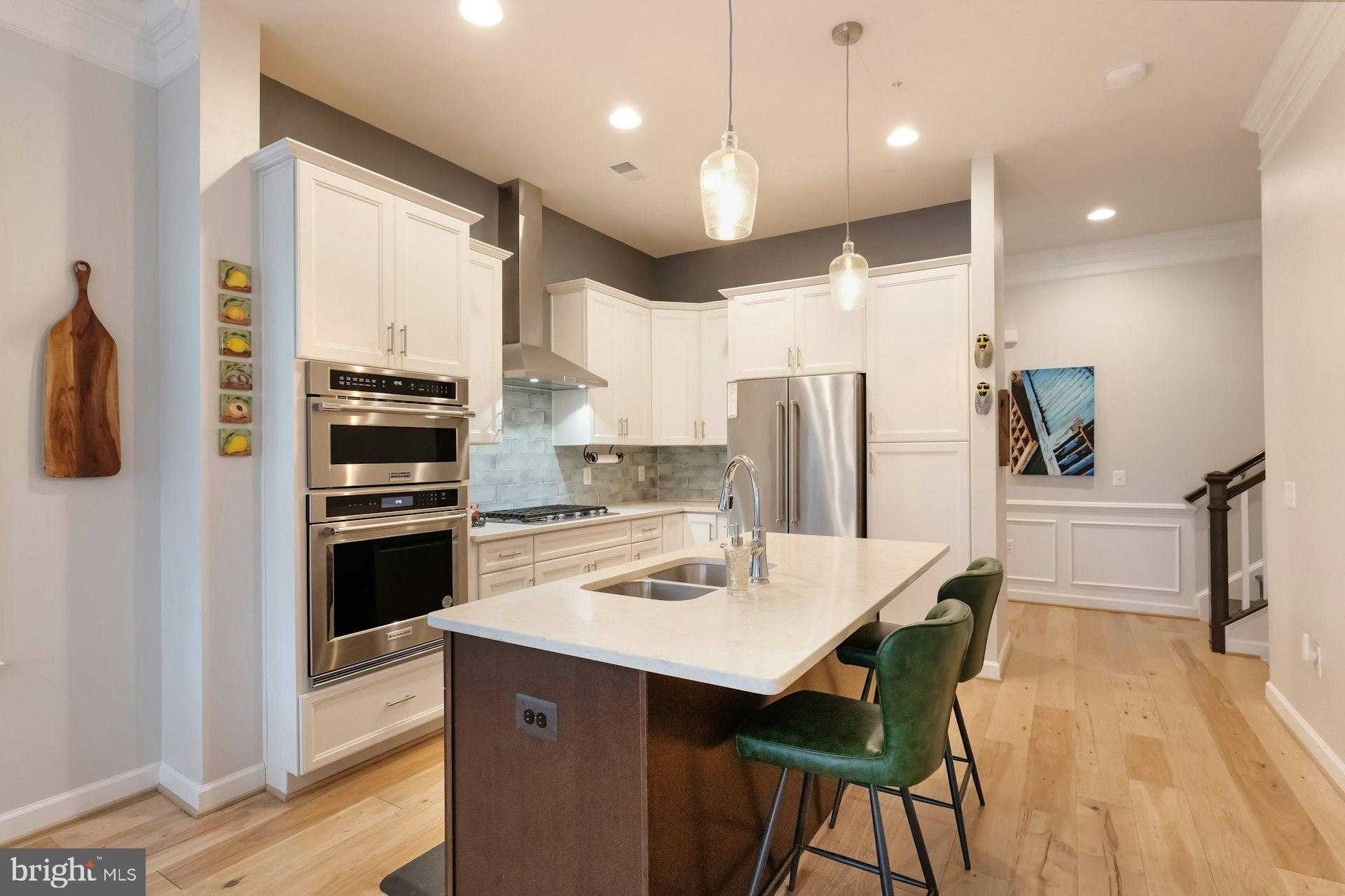 19006 Coral Reef Sq photo 7