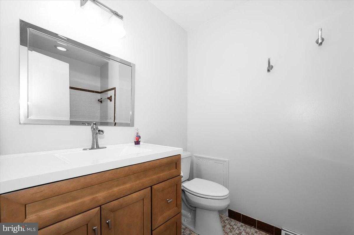 4211 Spring View CT photo 48