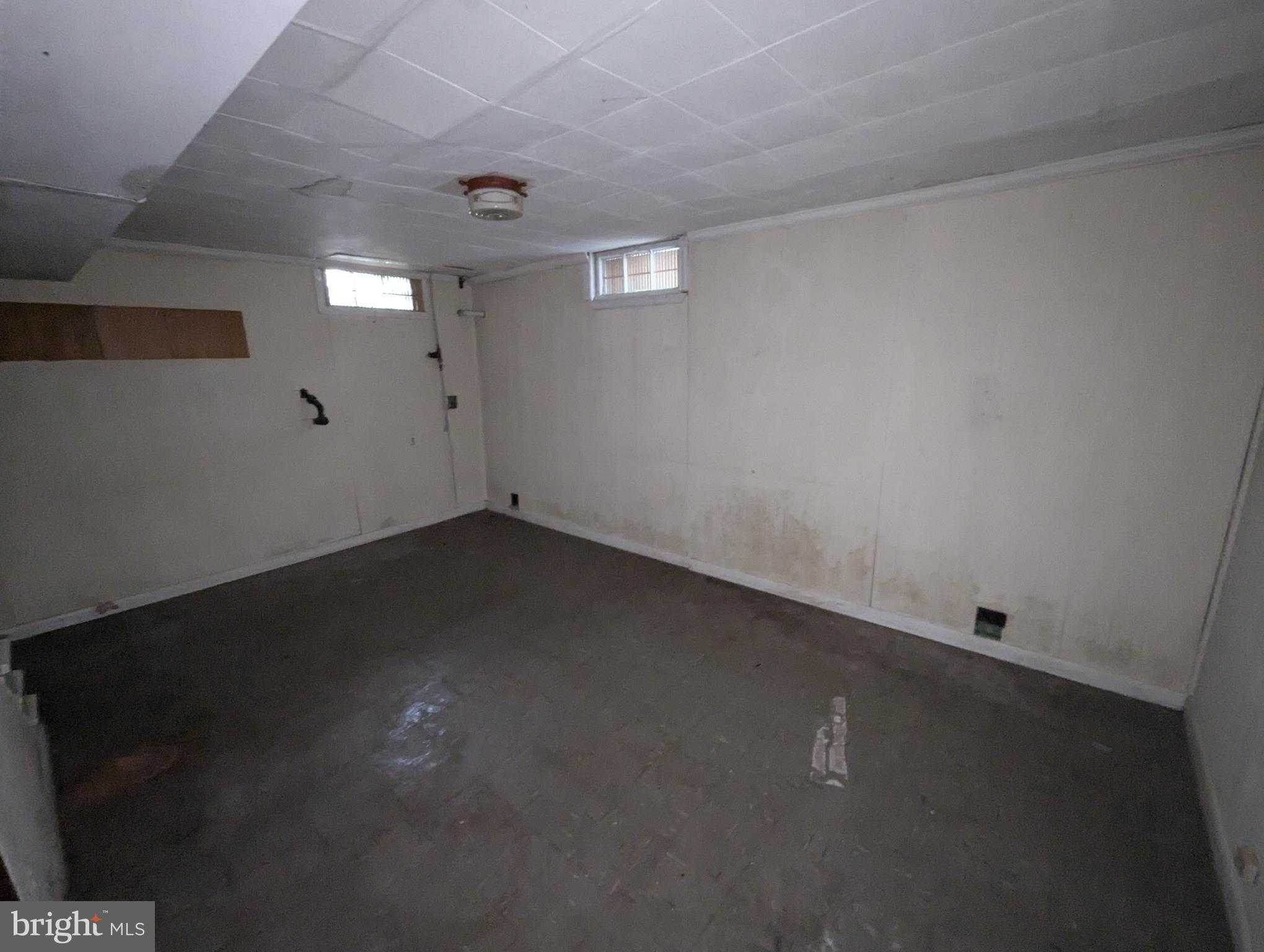 5619 Pioneer Dr photo 9