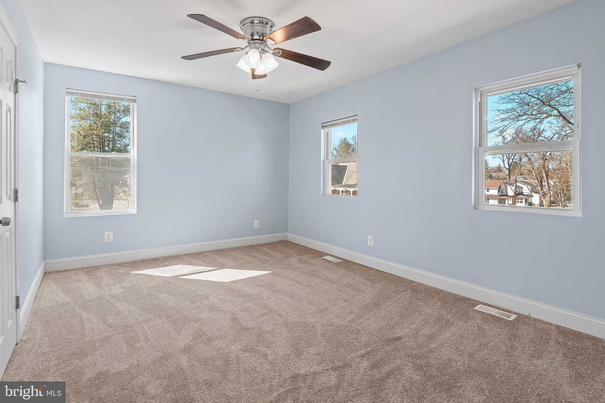 3415 Menlo Dr photo 11