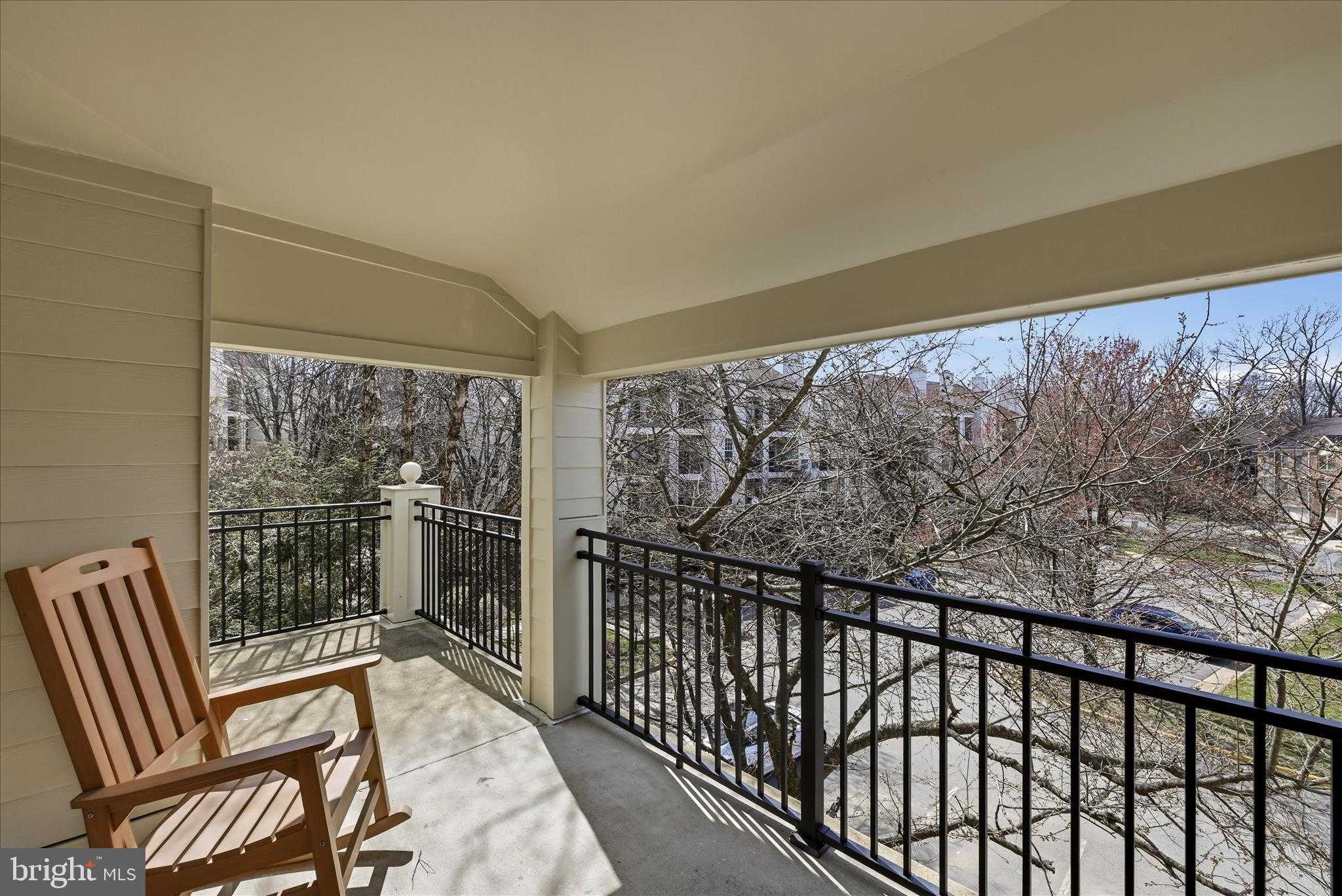 1342 Garden Wall Cir photo 33