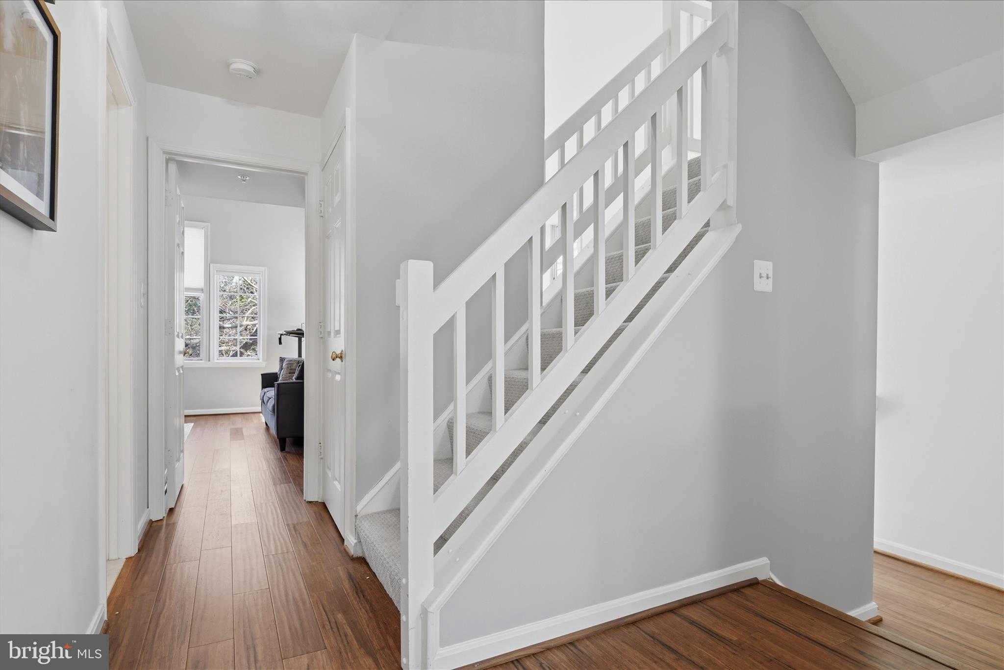 1342 Garden Wall Cir photo 7