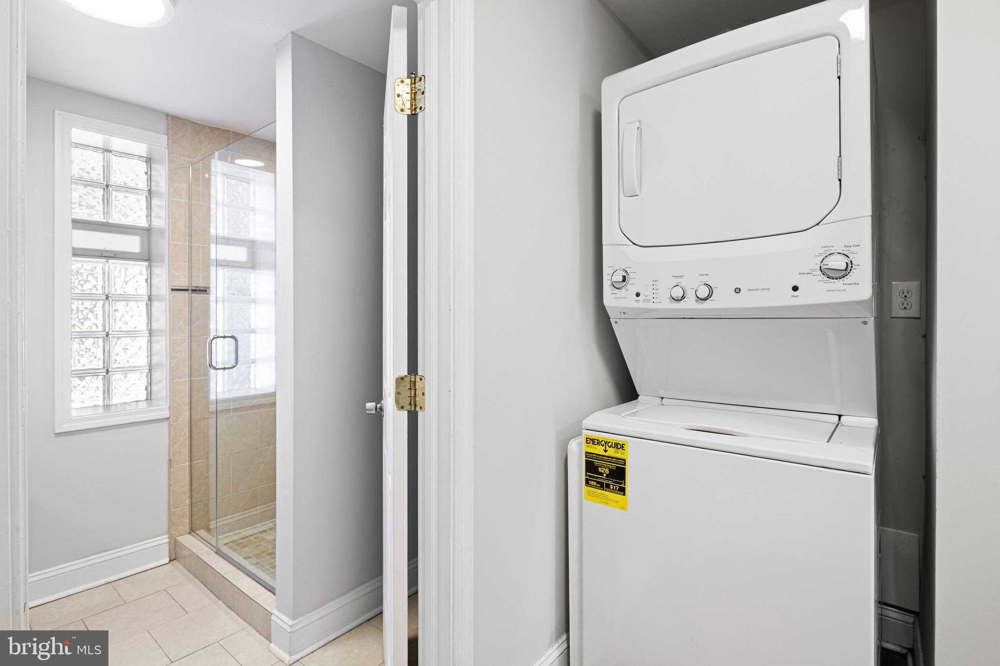 1609 W Stiles St photo 23