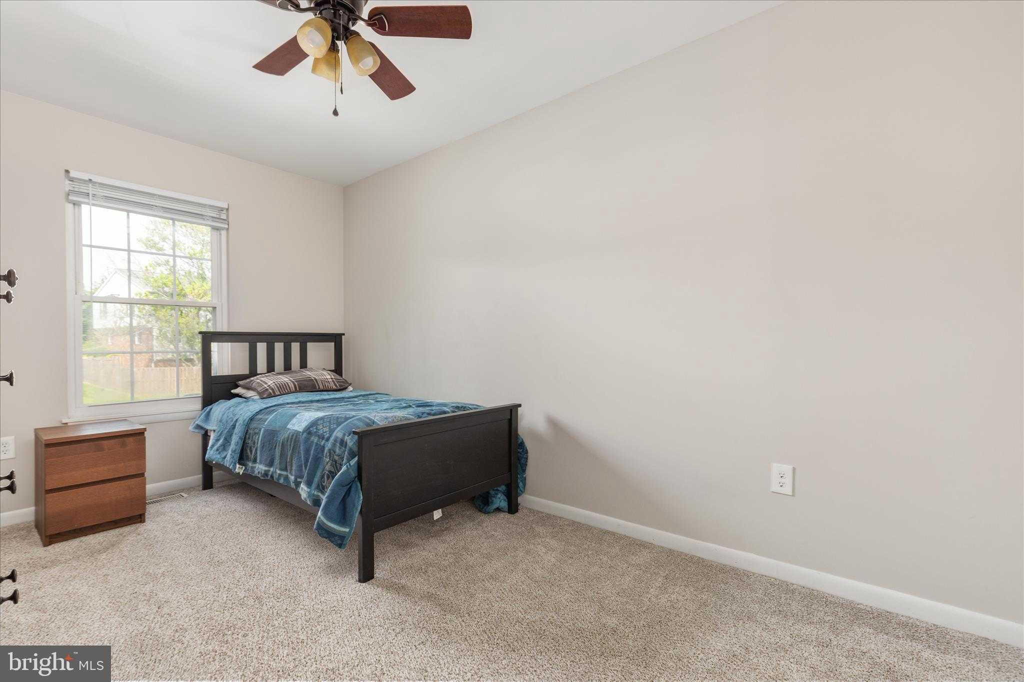 3429 Castle Hill Dr photo 17