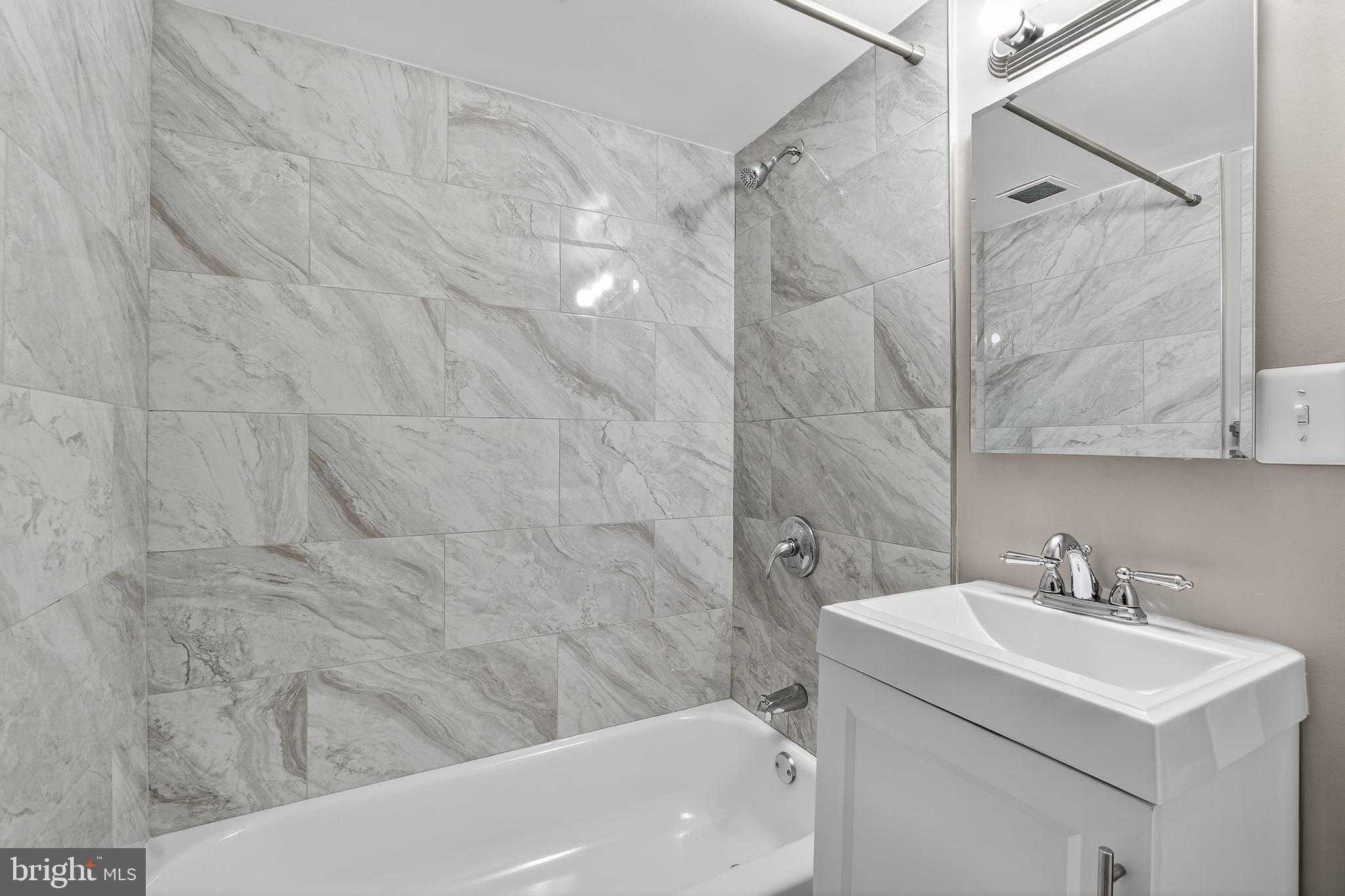 554 Wilson Bridge Dr photo 13