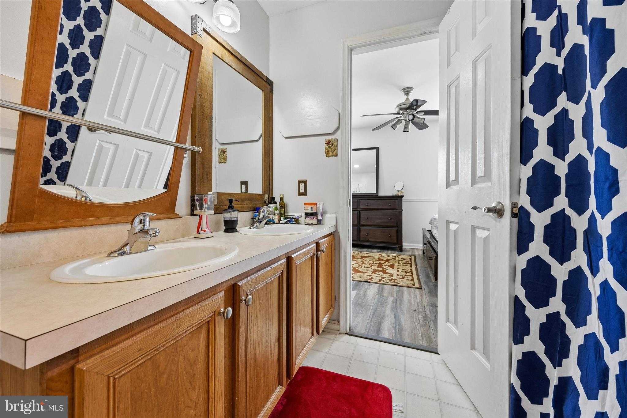 318 Parkview Dr photo 25