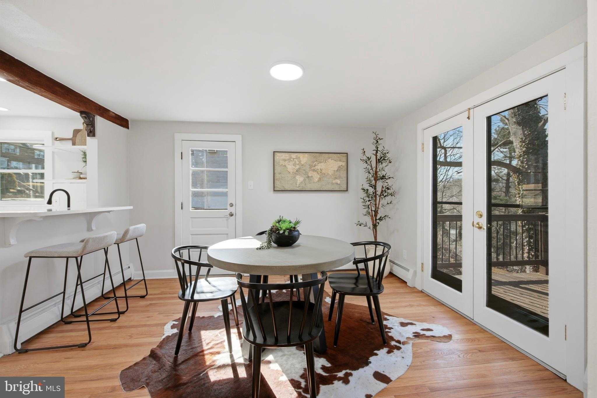 522 Anderson Ave photo 11