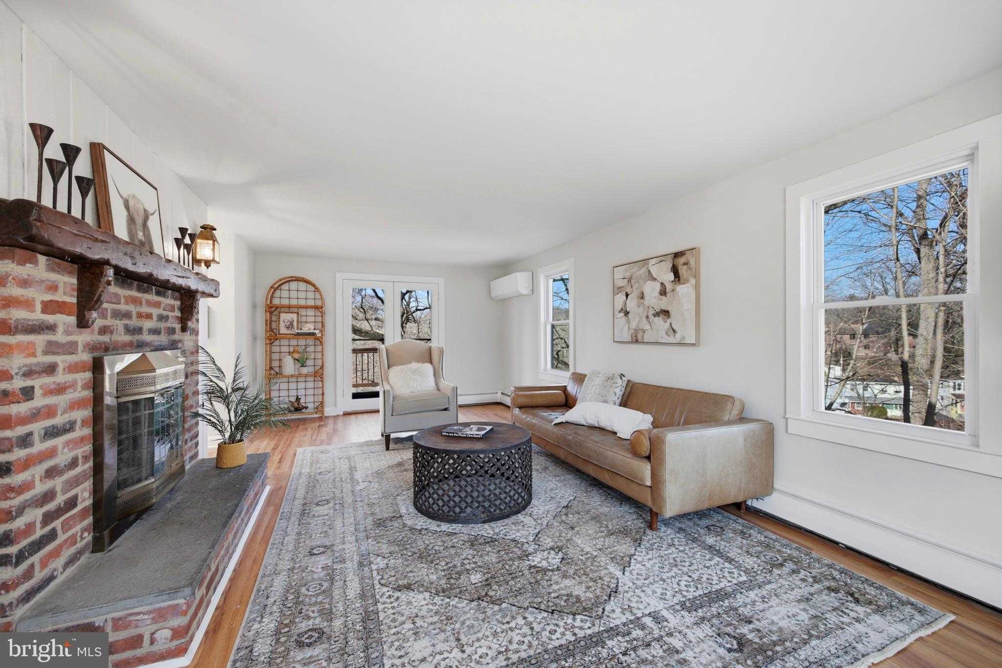 522 Anderson Ave photo 4