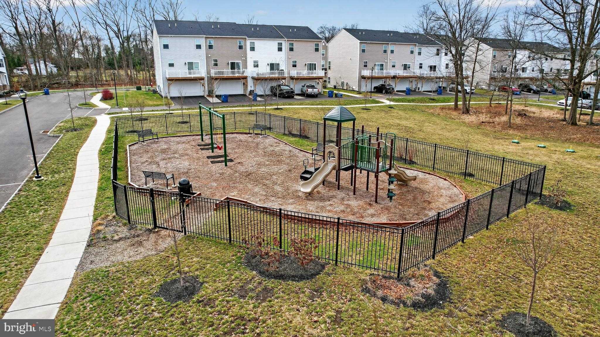 5121 Franklin Cir photo 47