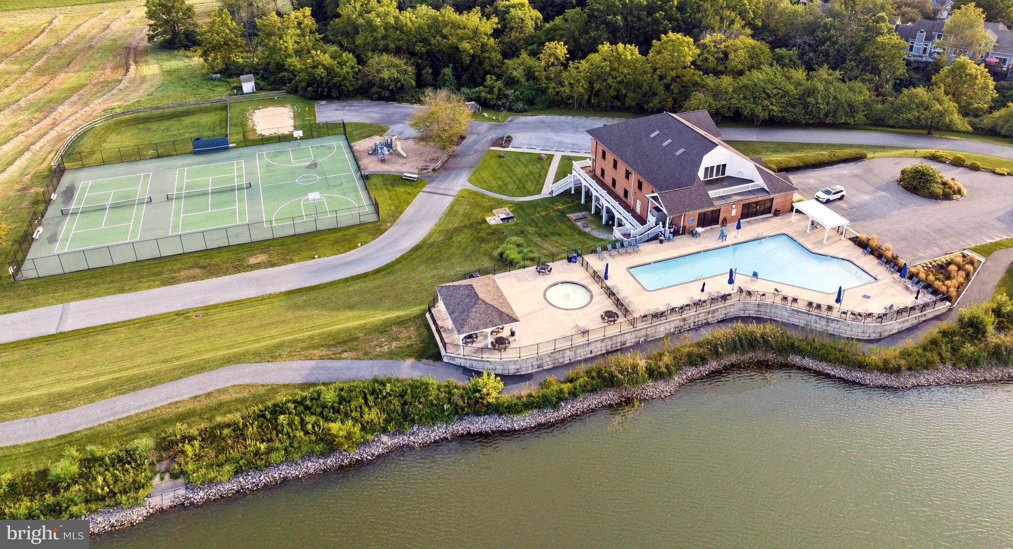 150 Hamilton Rd photo 45