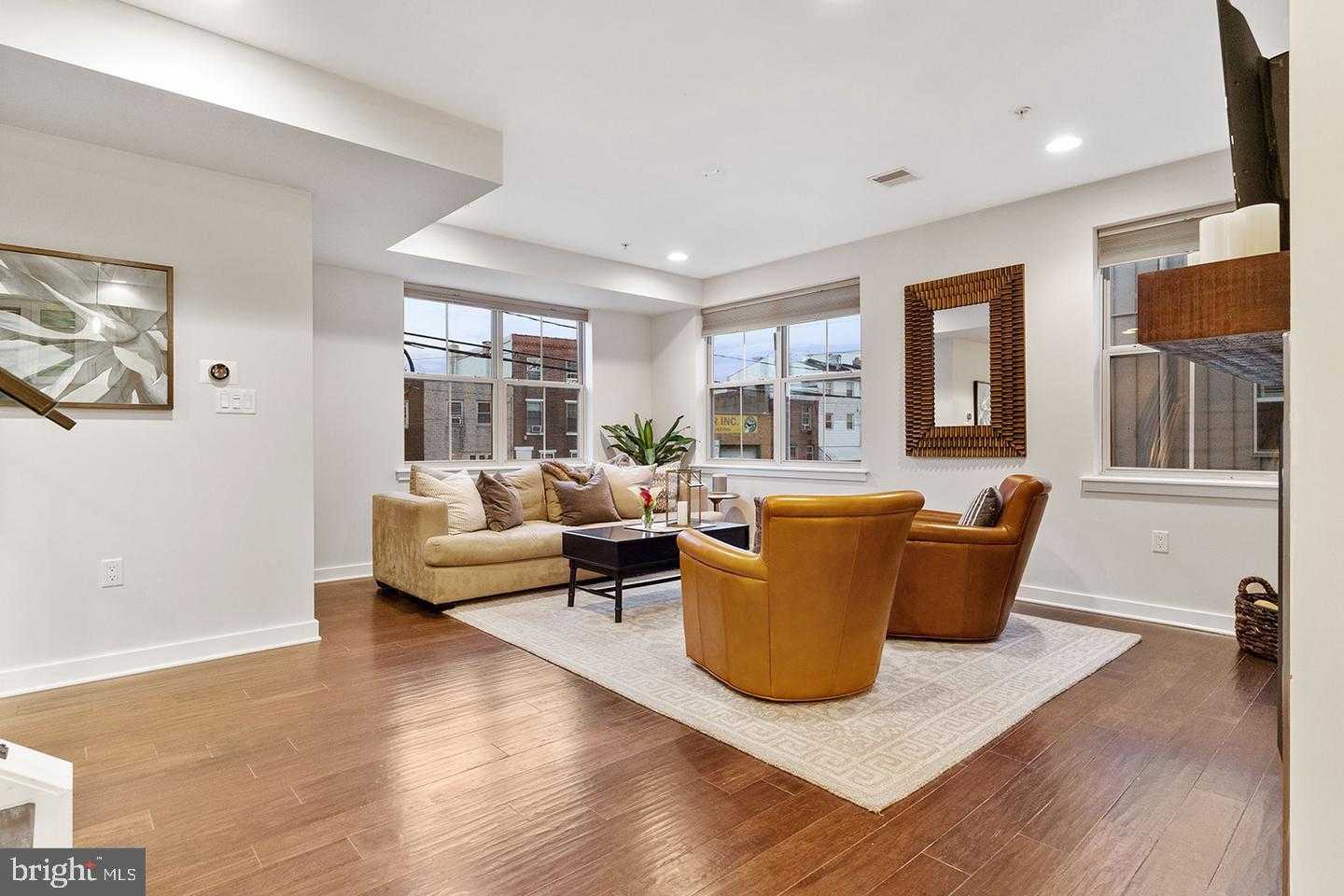 1743 E Moyamensing Ave photo 8