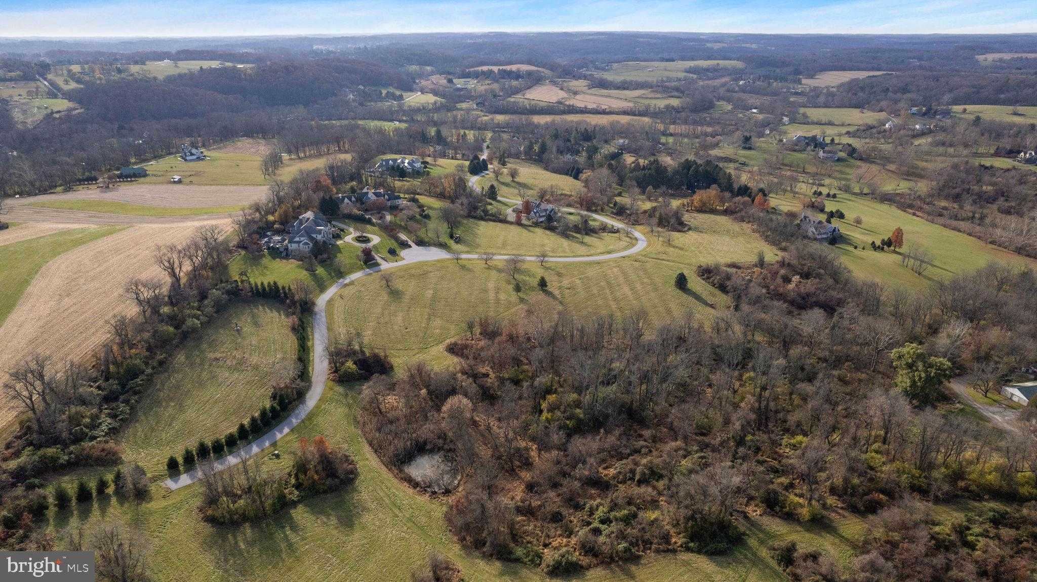 1345 Carolannes Way photo 9