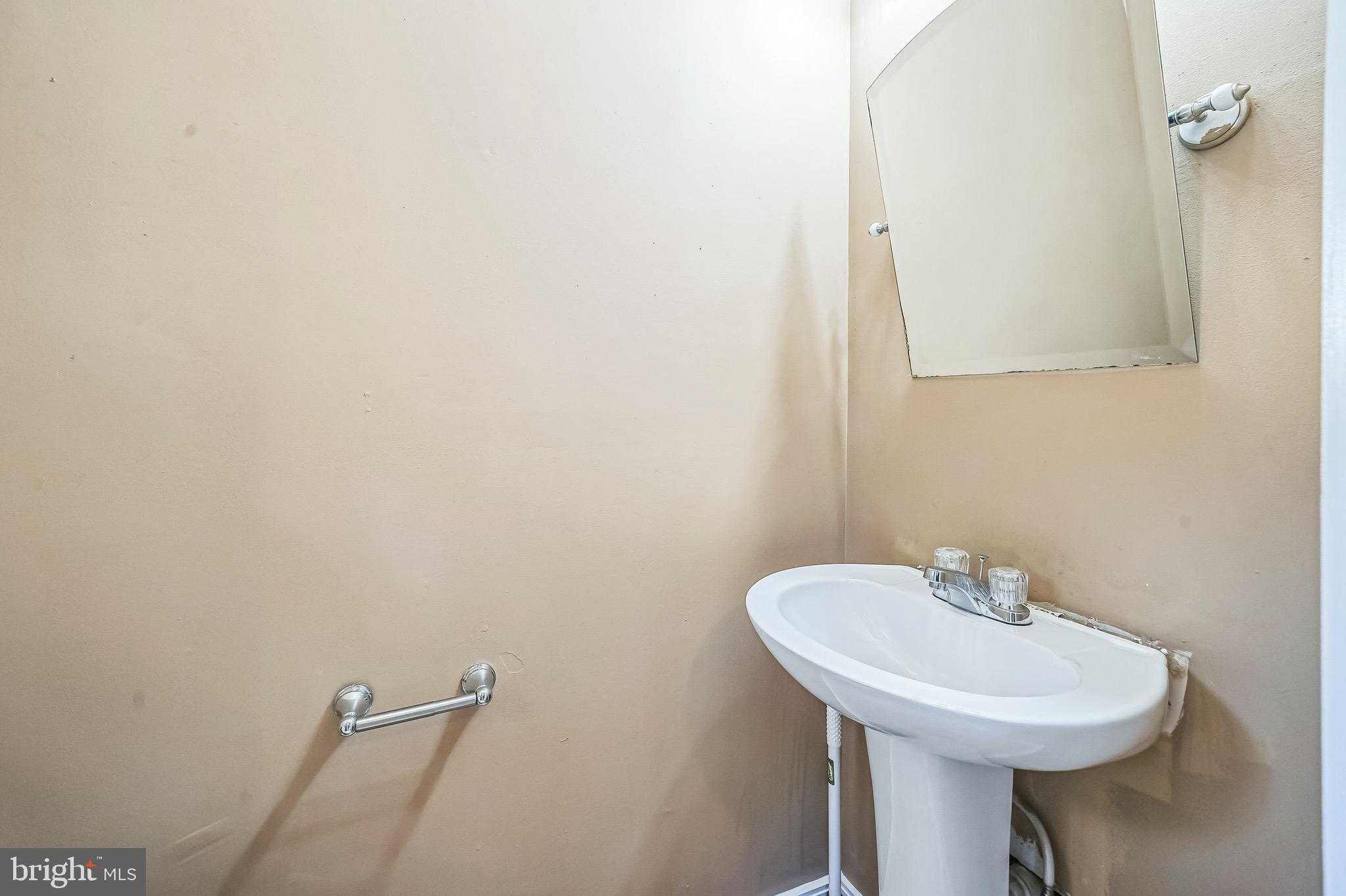 3817 Haverford Ave photo 20