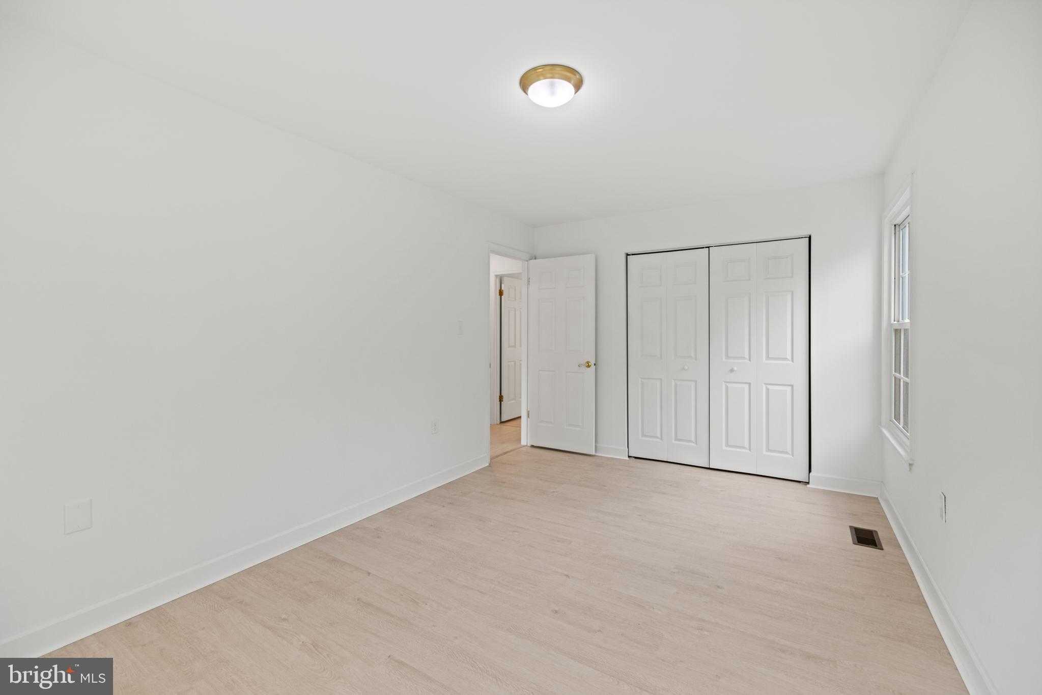 5 Solitaire CT photo 21