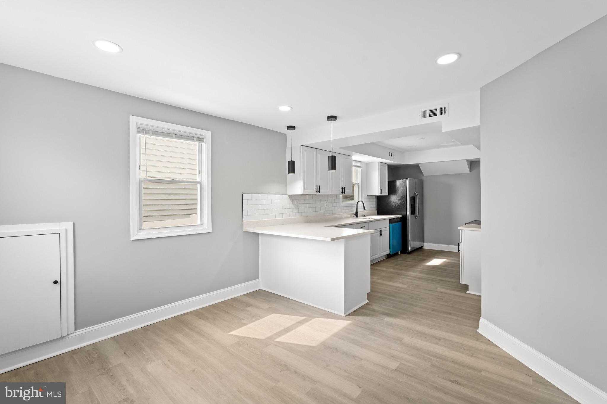 3417 Forestville Pl photo 16