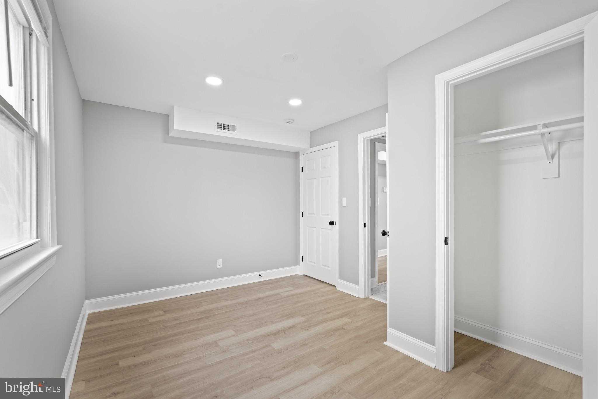 3417 Forestville Pl photo 28