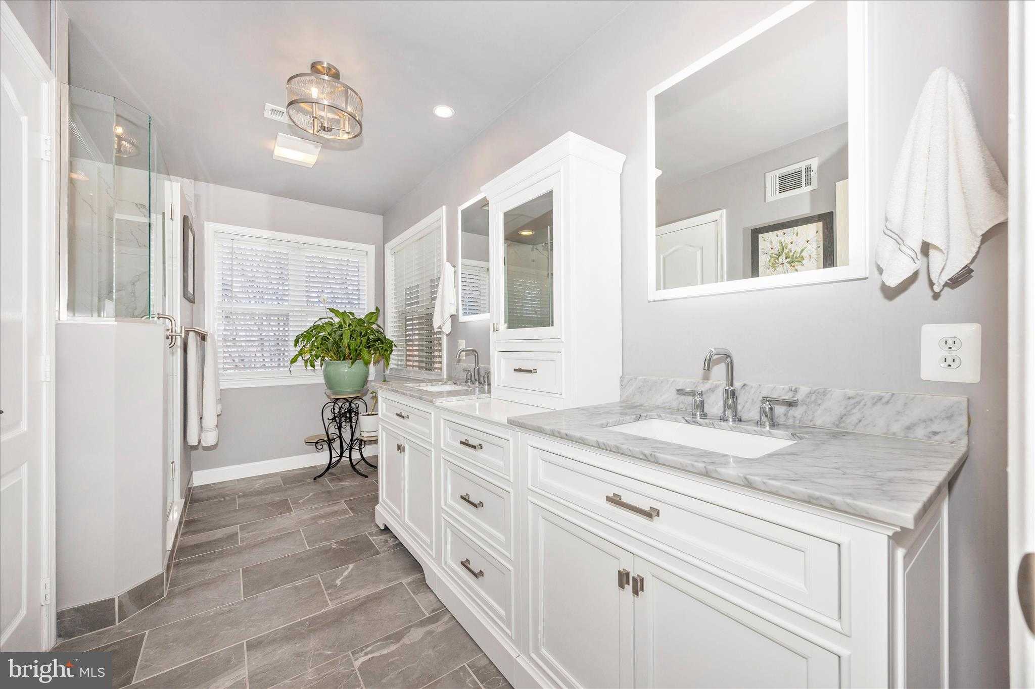 6306 Hawkins CT N photo 22