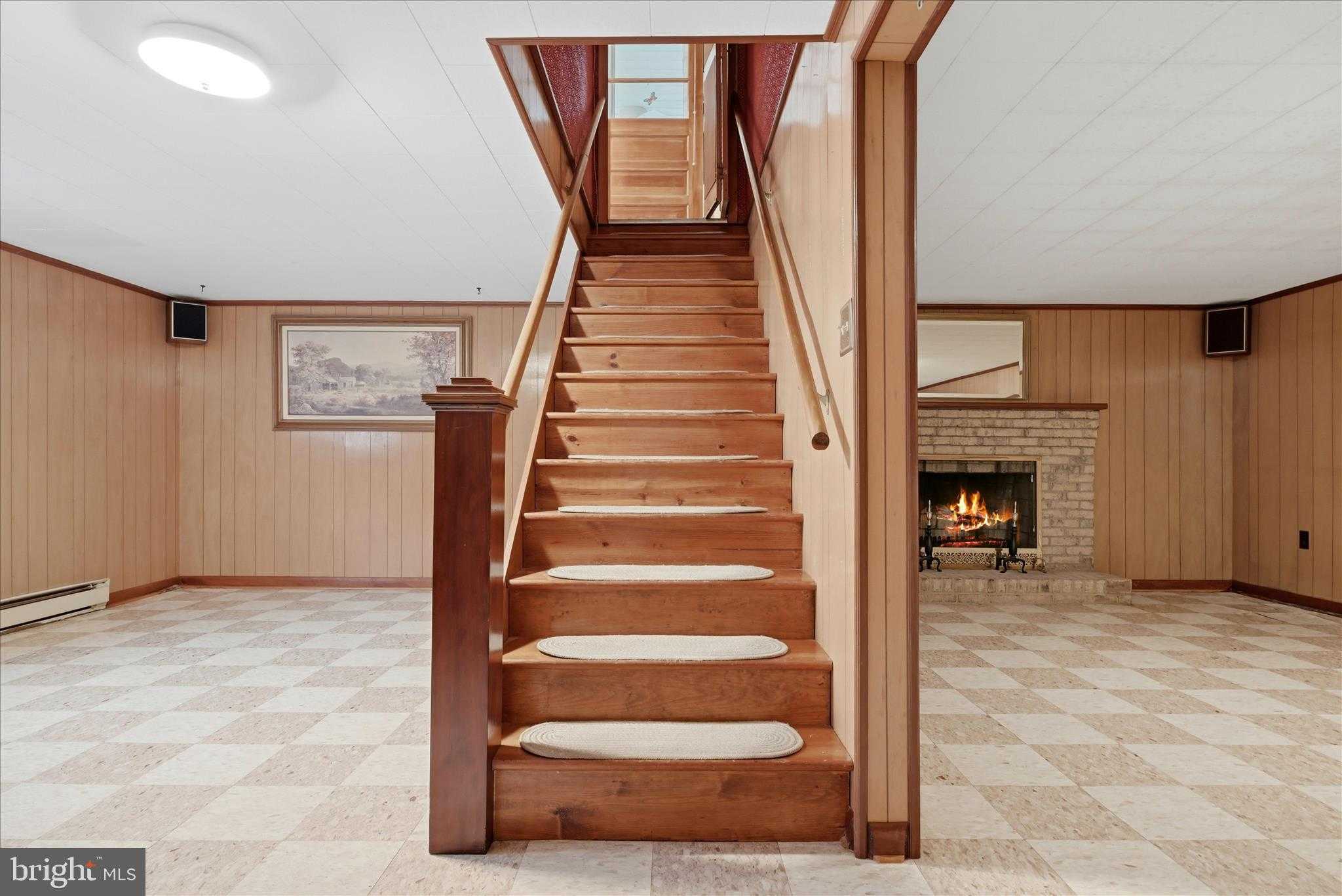 135 Meade Dr photo 27