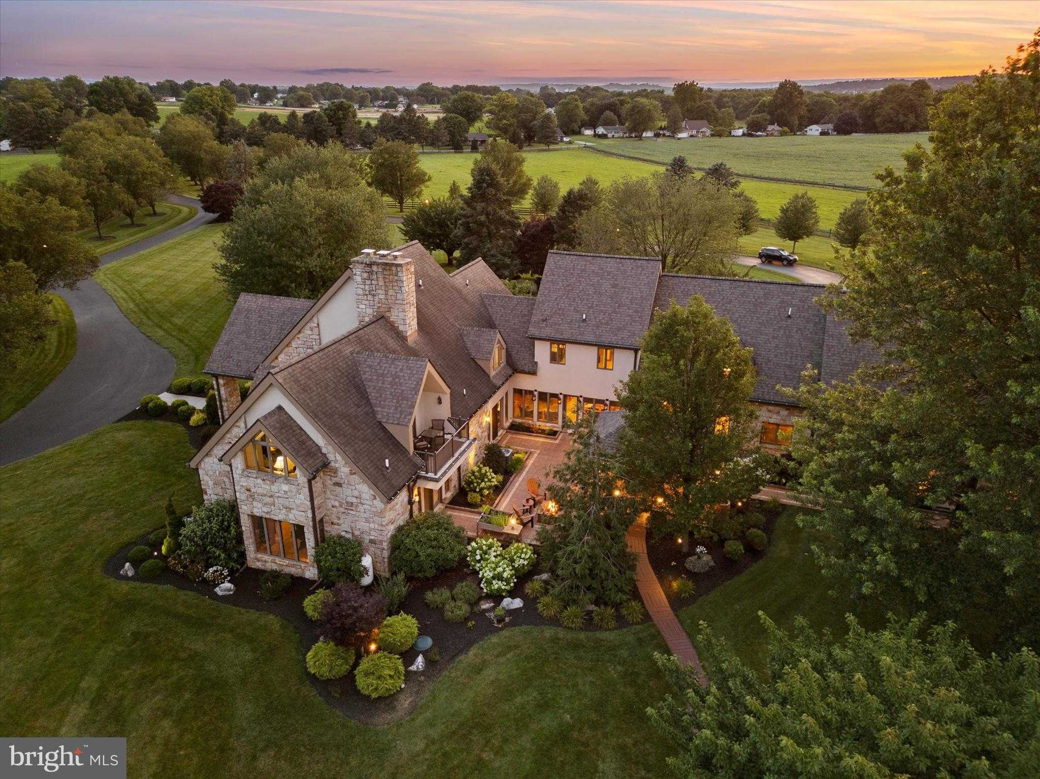 844 S Spruce St photo 121