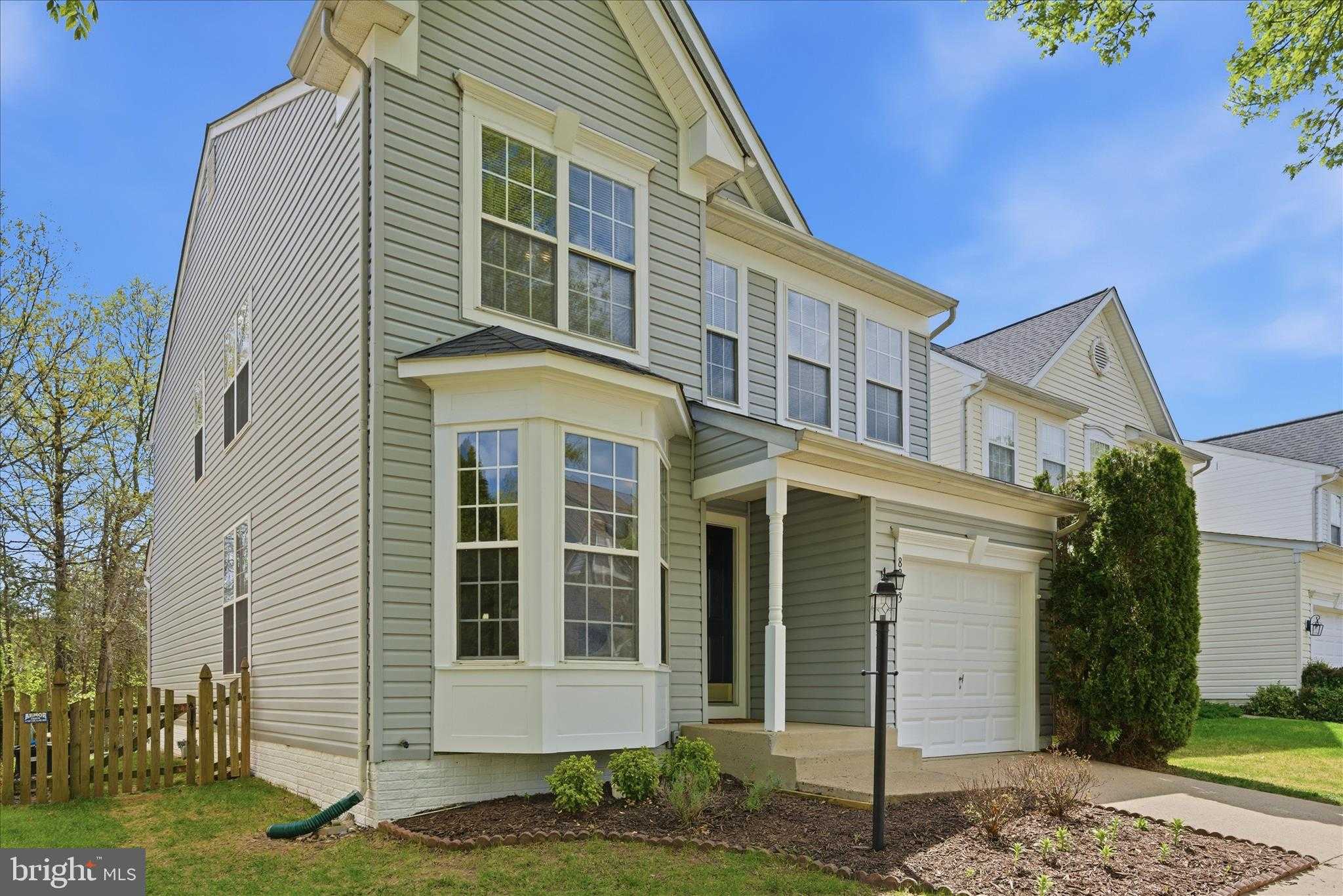 8863 Flatbush CT photo 2