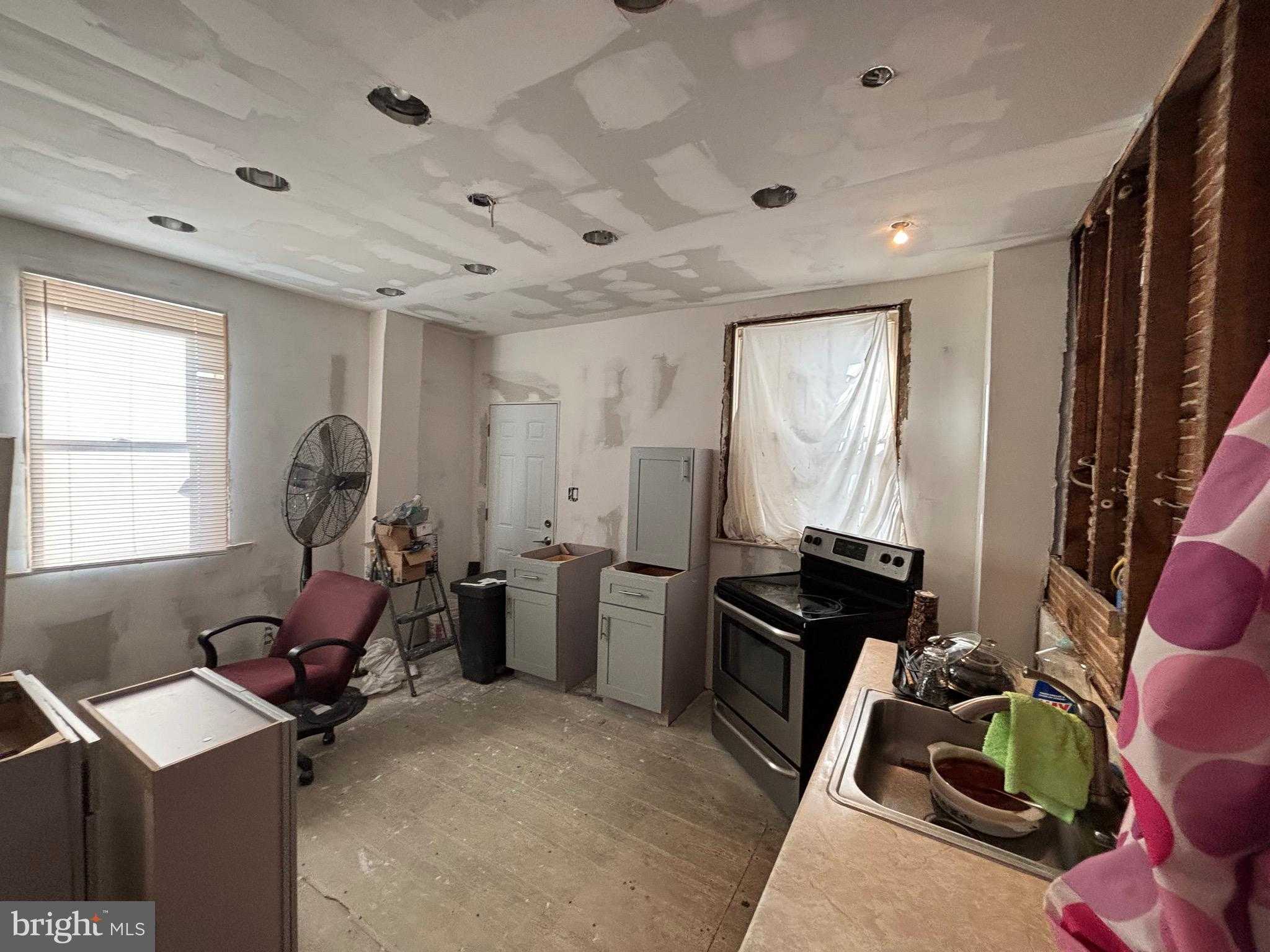 1138 S 54th St photo 6