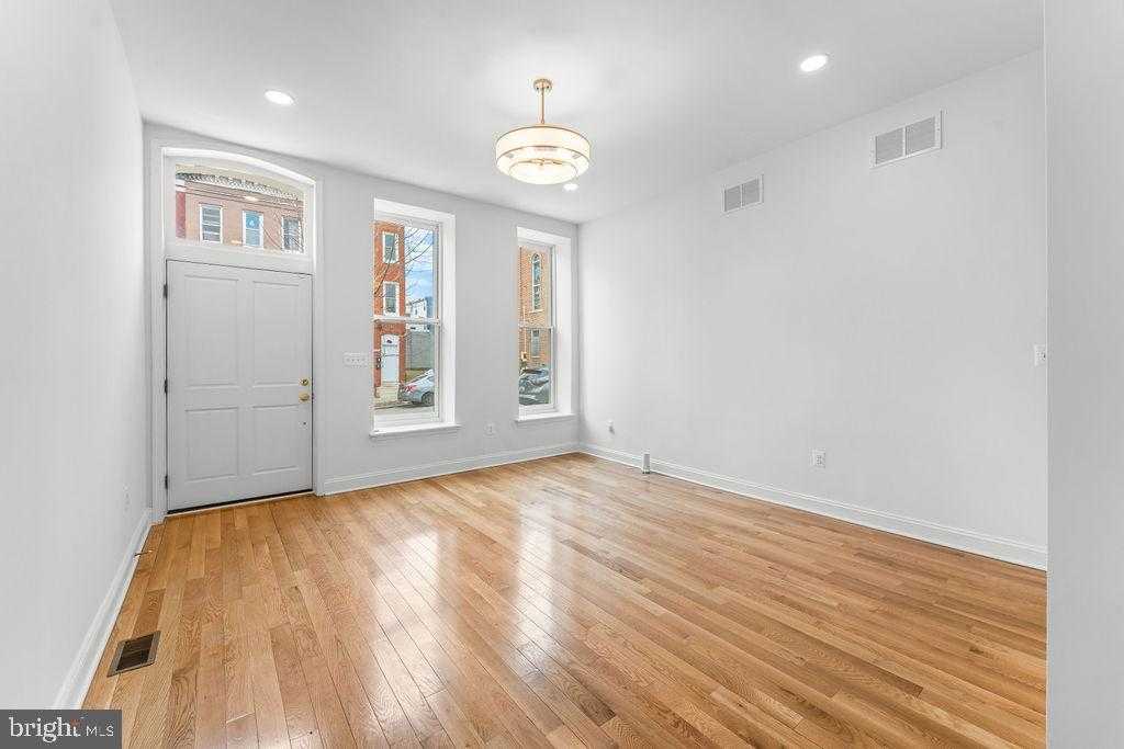 105 S Fulton Ave photo 7