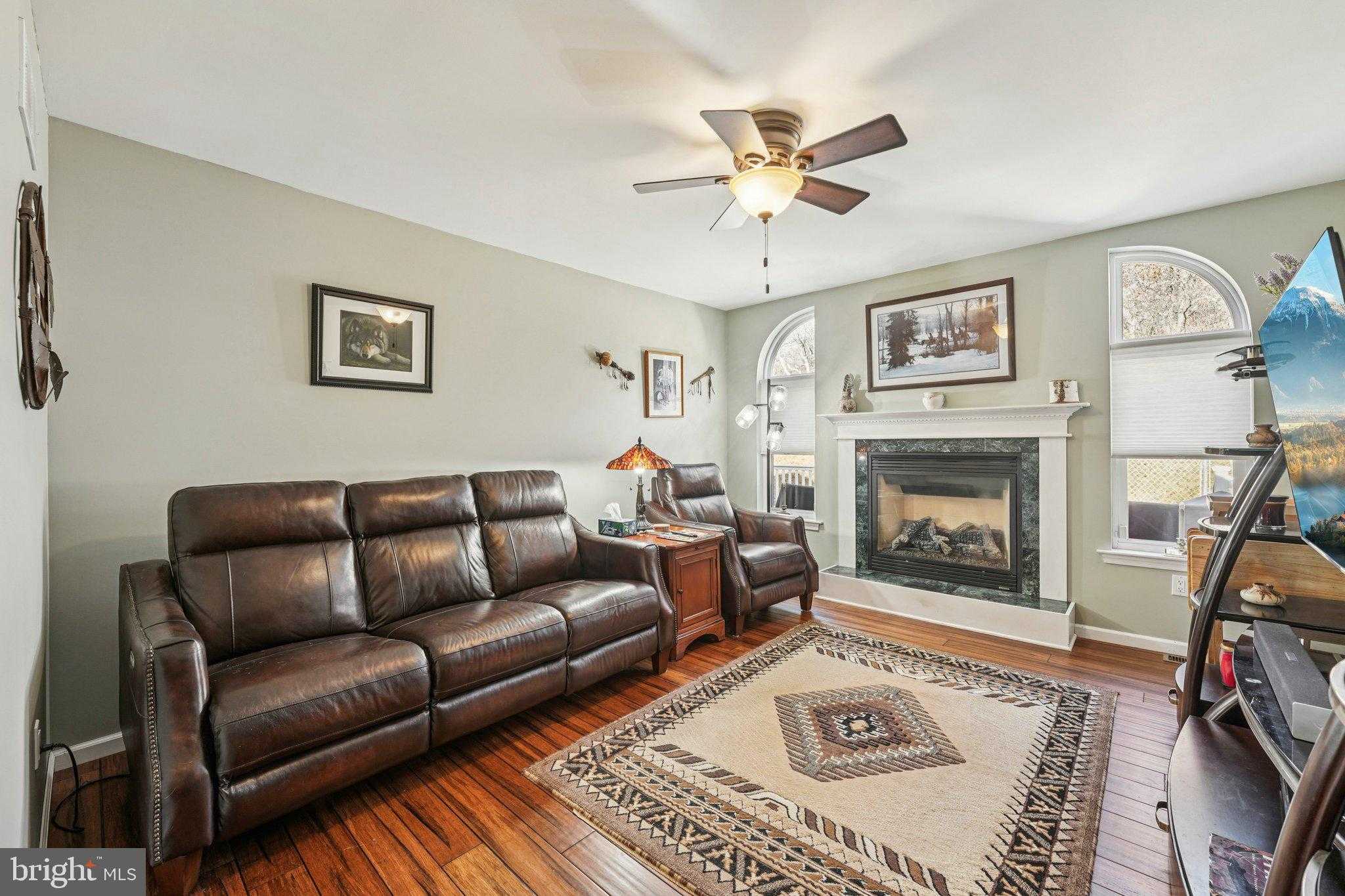 19 Farmer CT photo 9