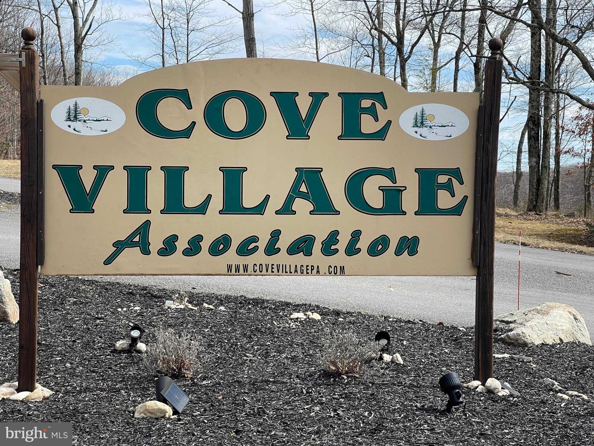 344 Whiteface Cir photo 4