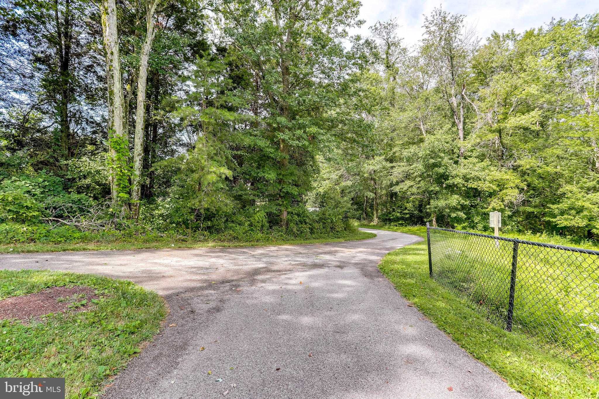 6950 Newberry Dr photo 58