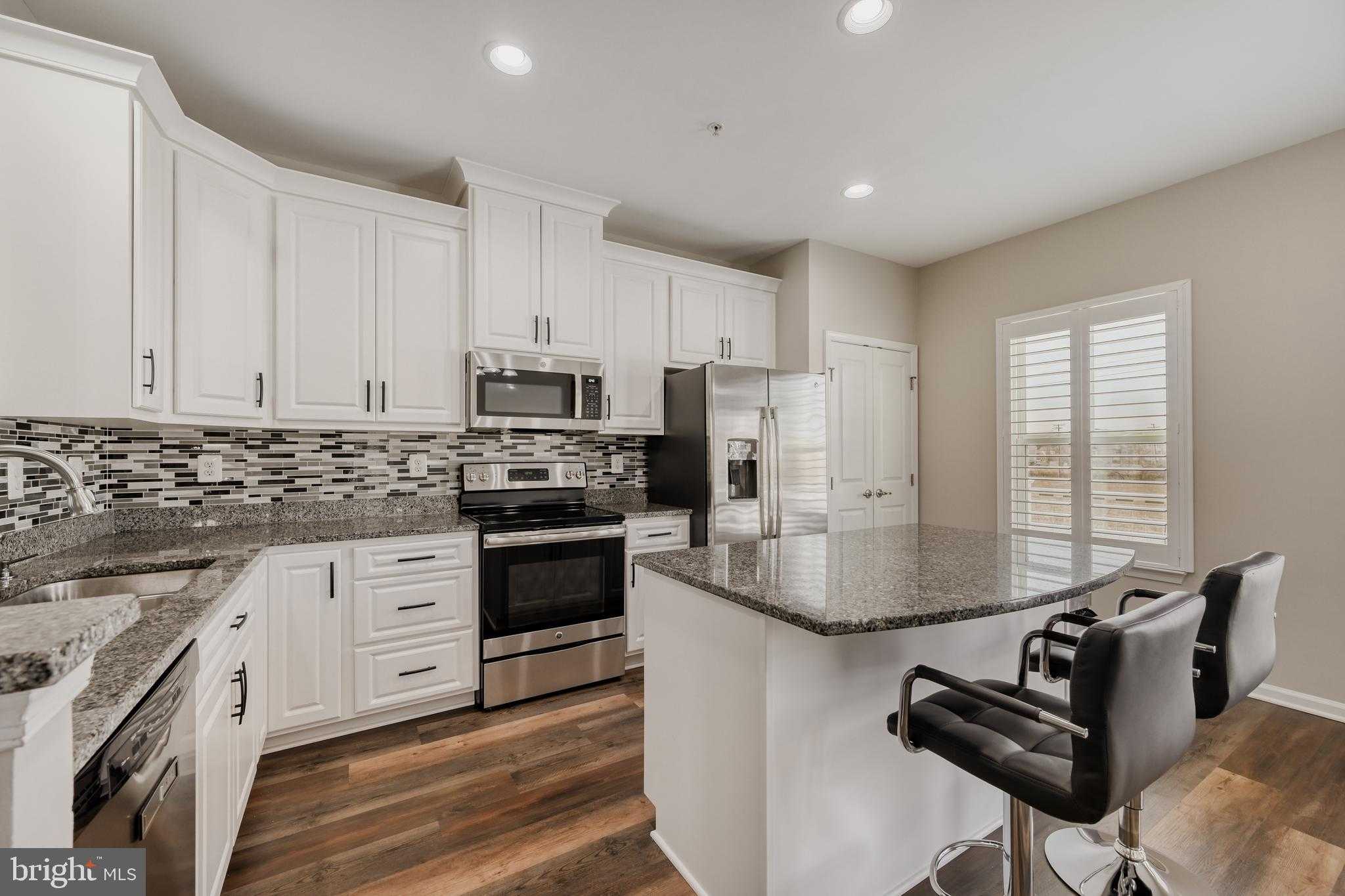 8201 Seaworthy Way photo 8