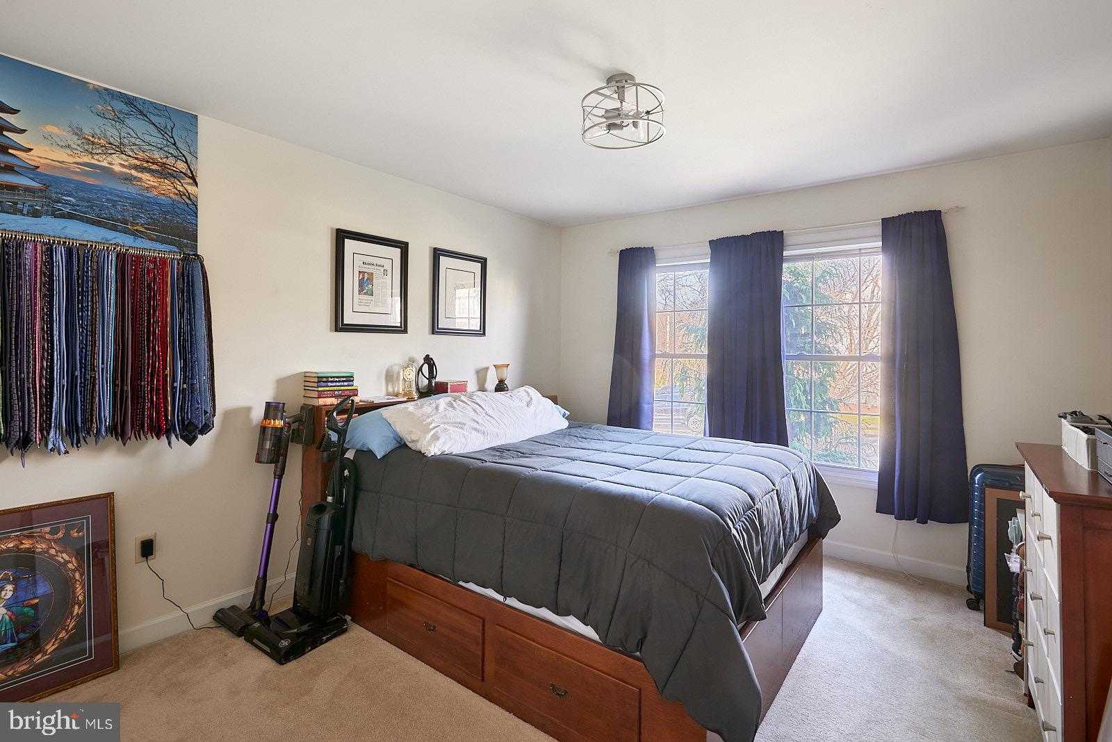 1018 Bowman St photo 20