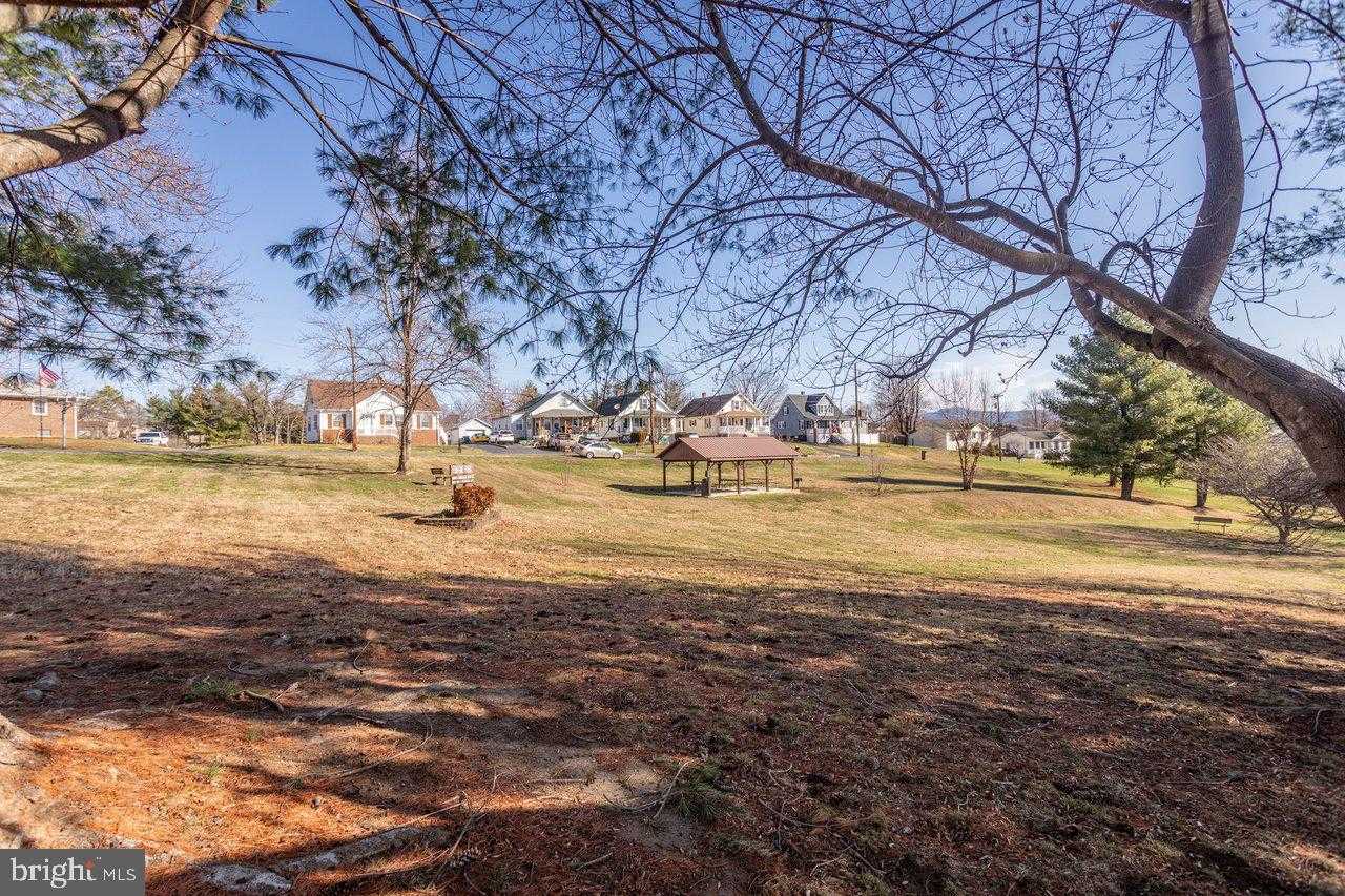 82 Rosser Dr photo 24