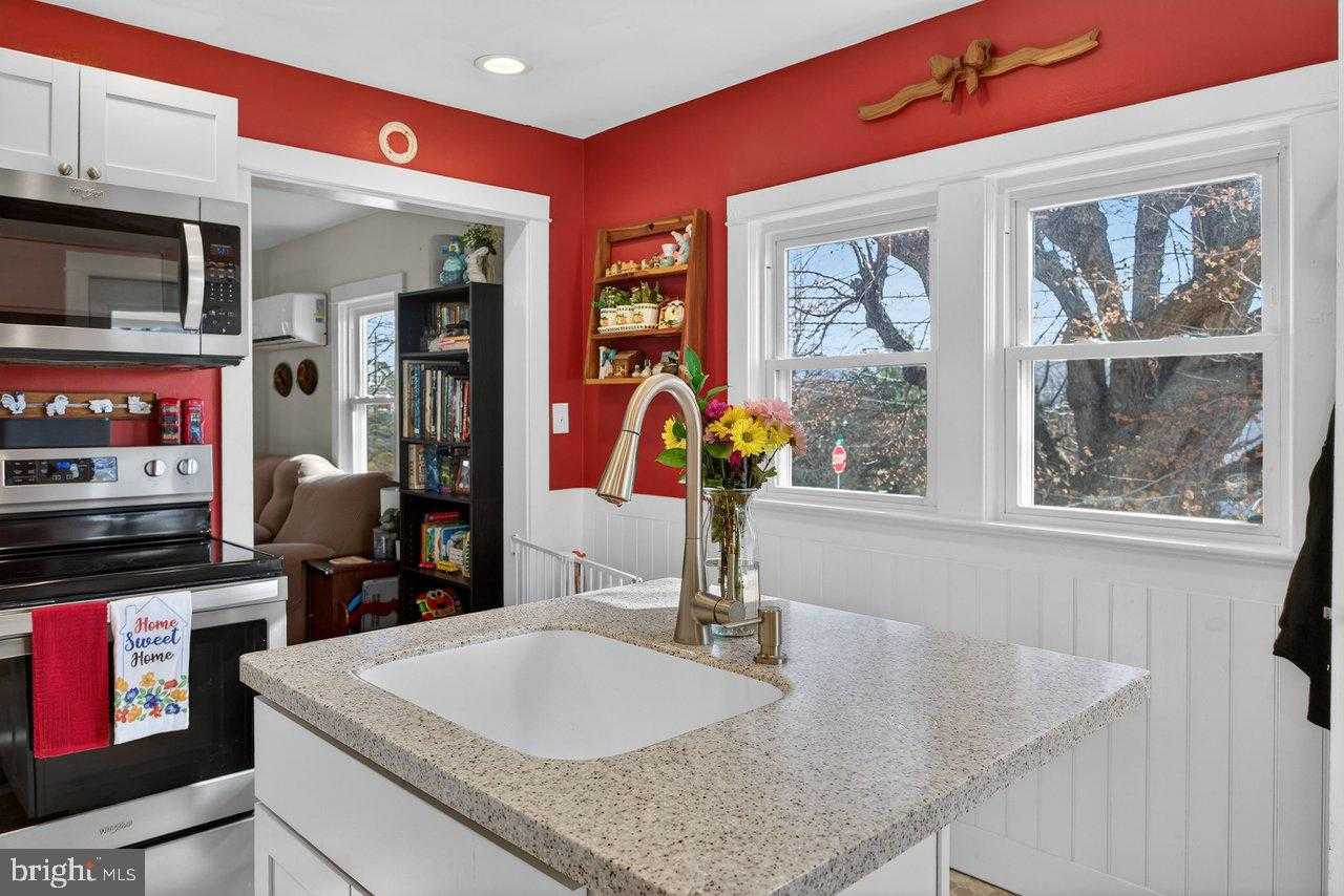 82 Rosser Dr photo 5