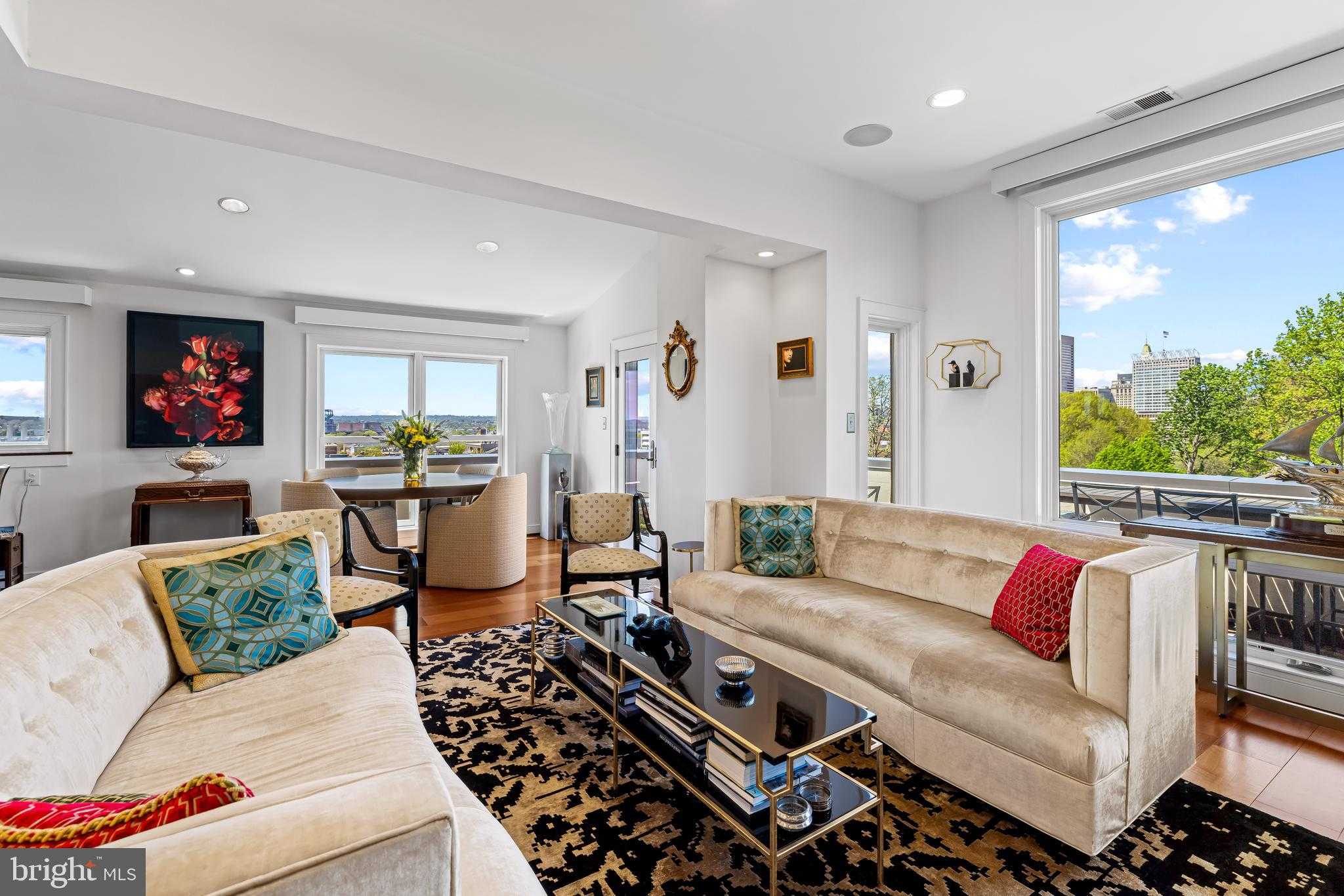 327 Warren Ave Apt J photo 7