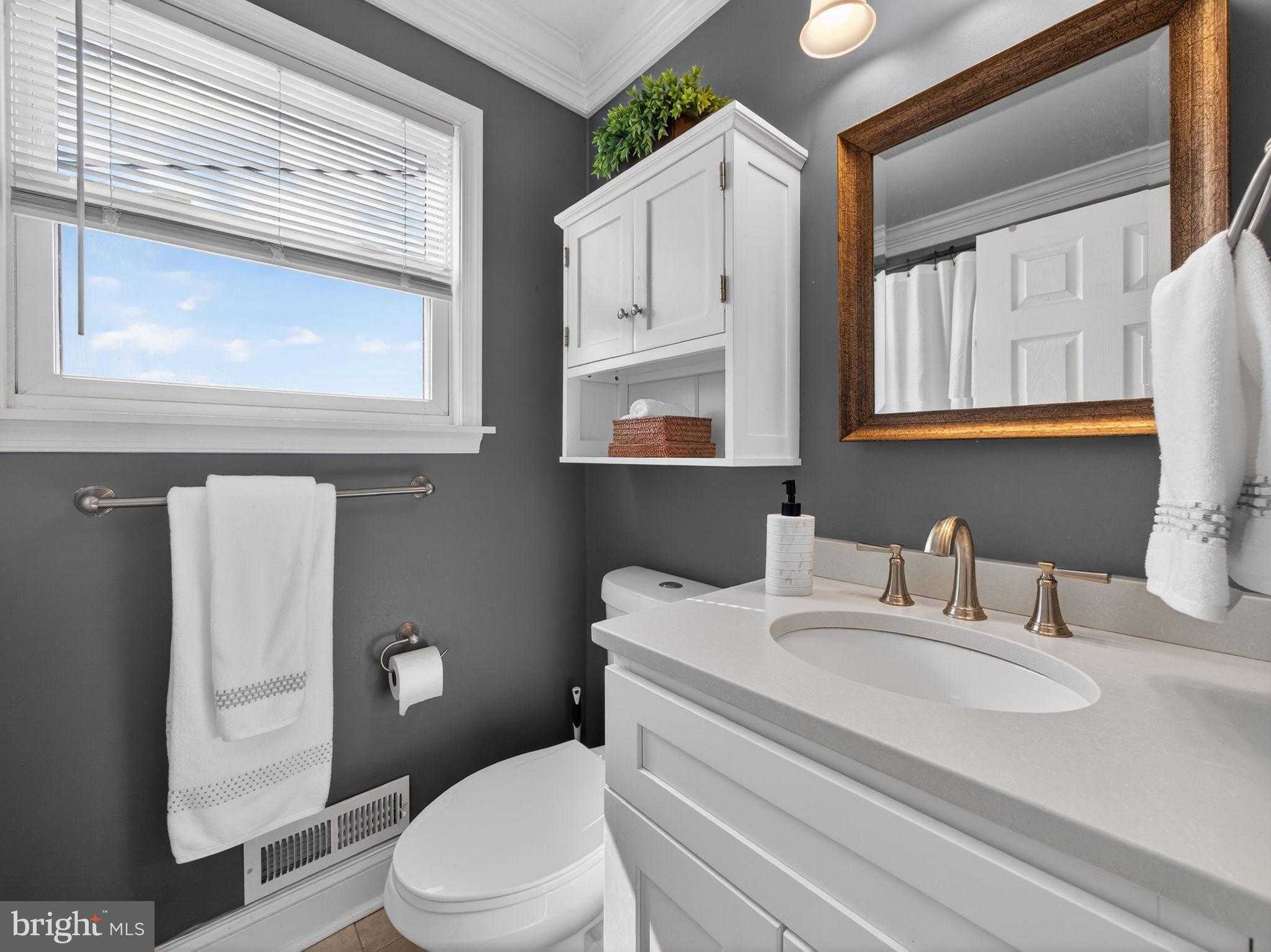 840 Walnut Rd photo 22