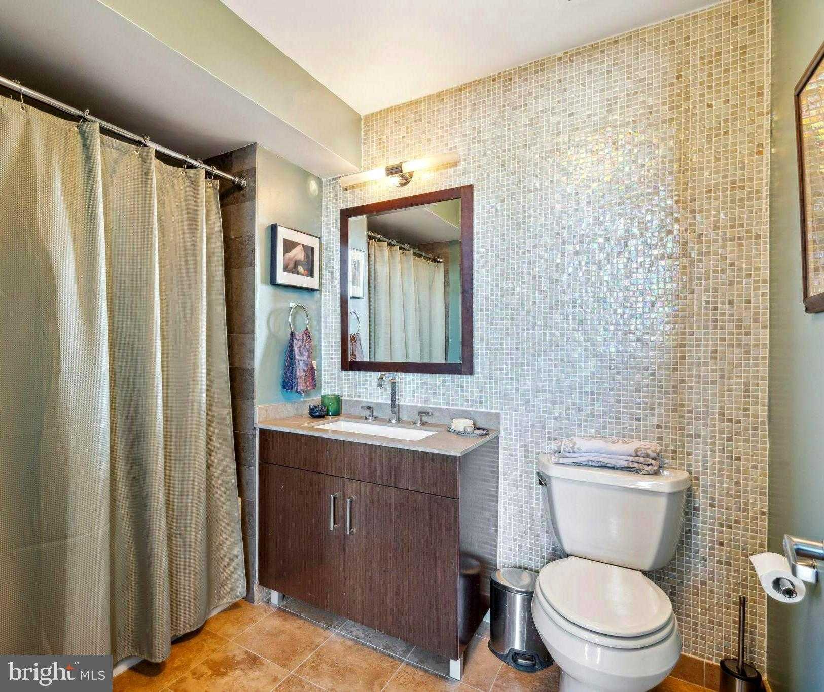 1228 Arch St # 8a photo 20