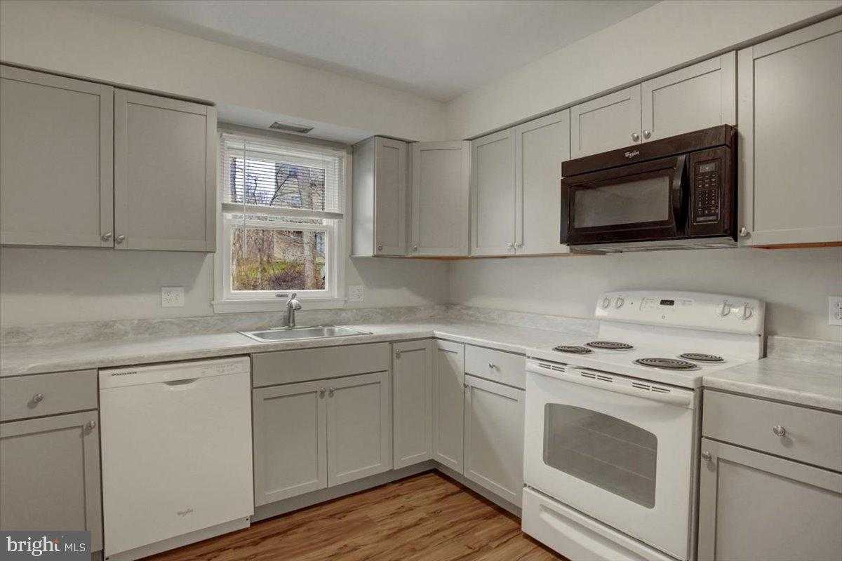 6501 Salem Park Cir photo 7