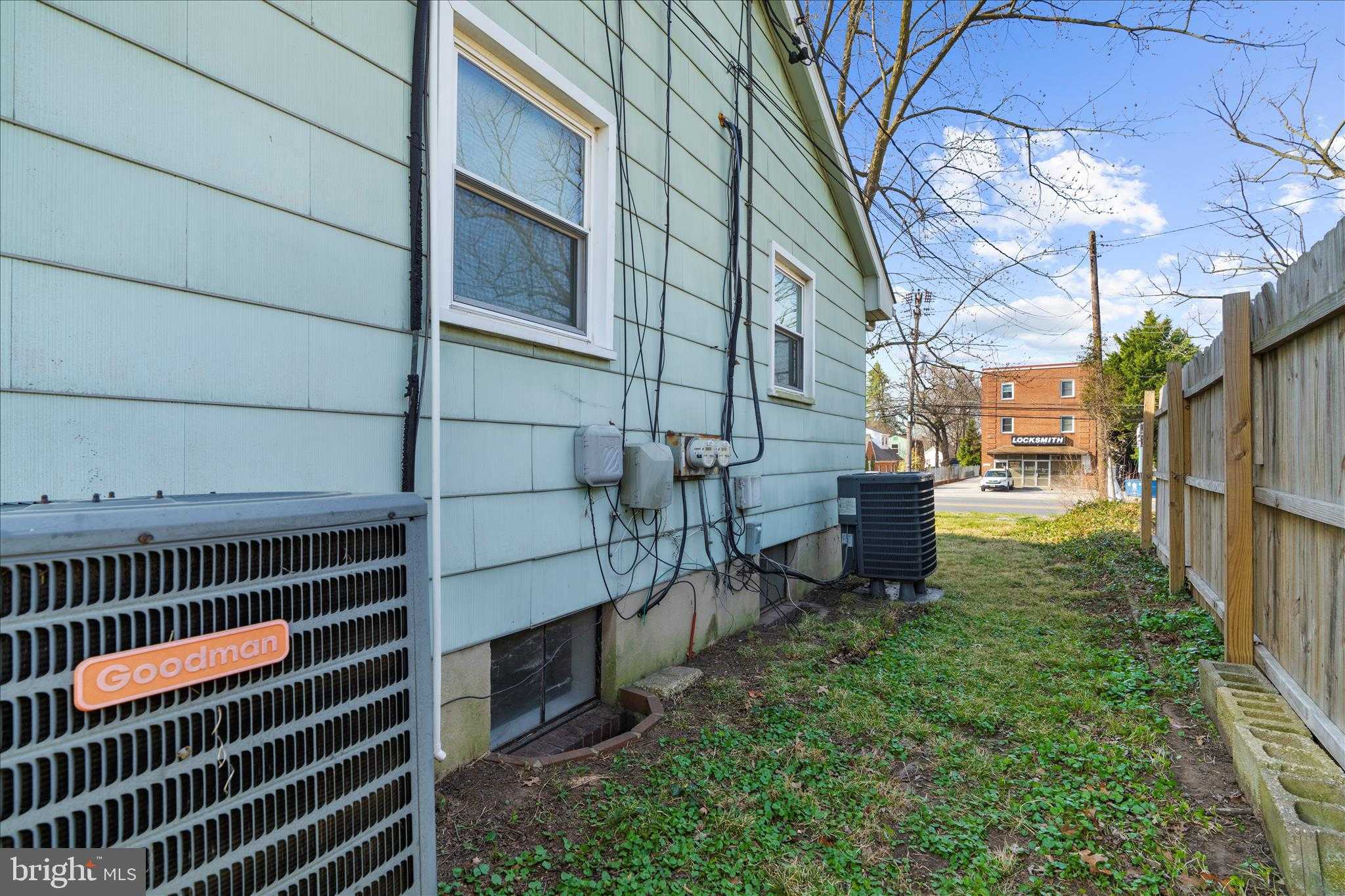 8229 Fort Smallwood Rd photo 37