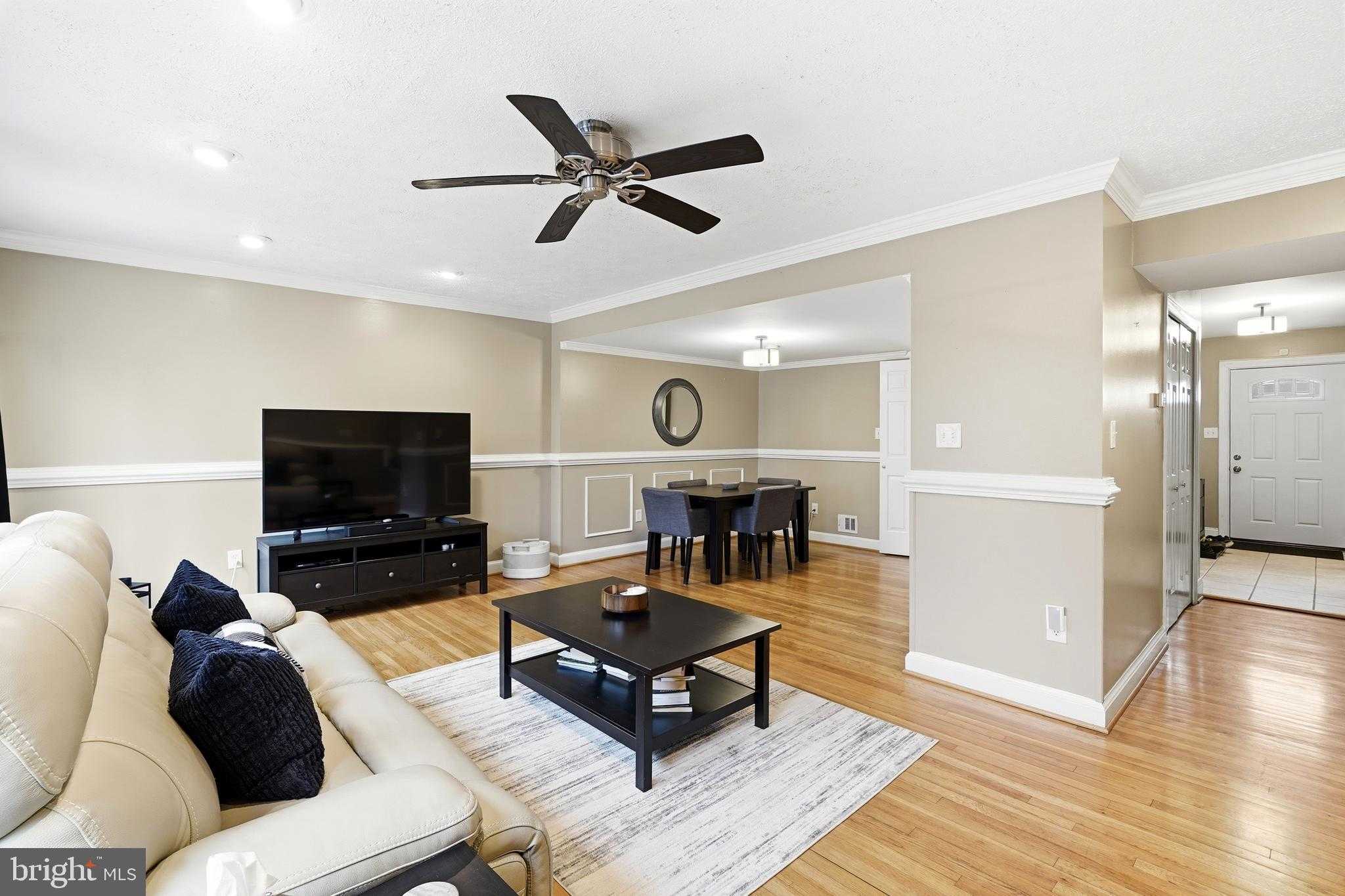 10112 Copeland Dr photo 4