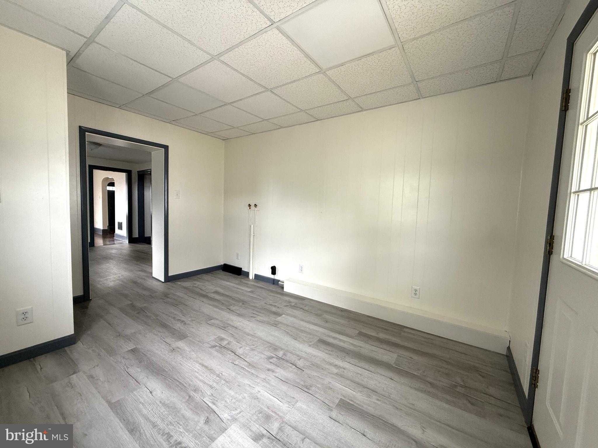 208 Woodward Ave photo 10