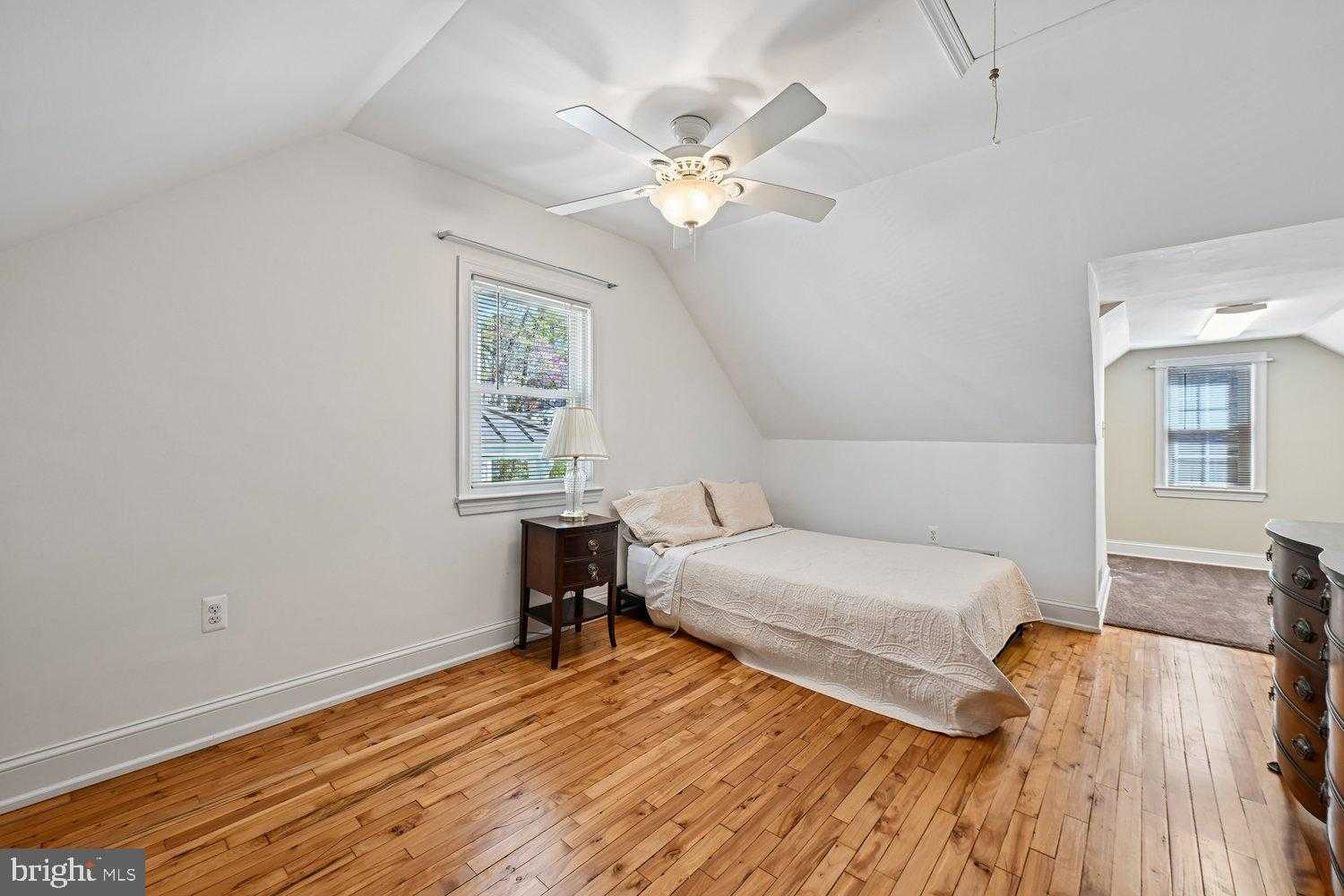 9600 Page Ave photo 43