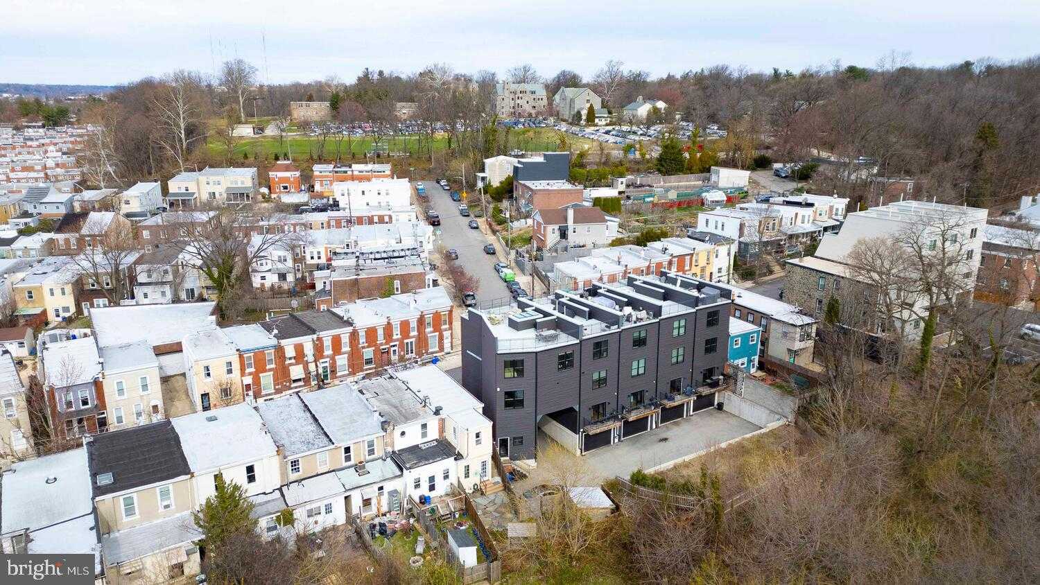 3600 Calumet St photo 45