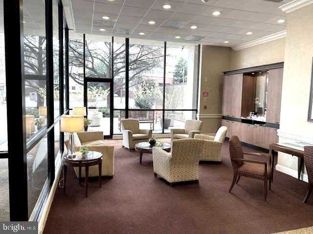 3800 Fairfax Dr Apt 207 photo 2