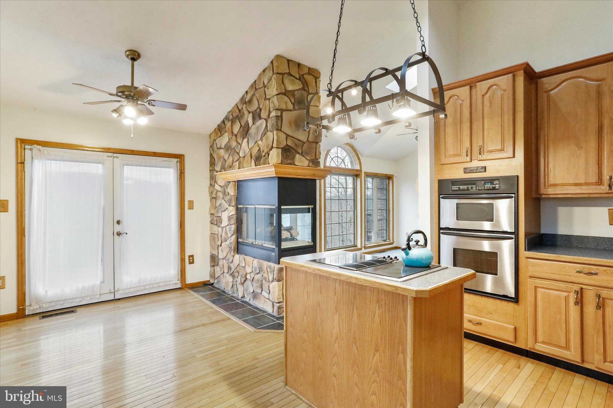 19200 Bowen Ln SE photo 12