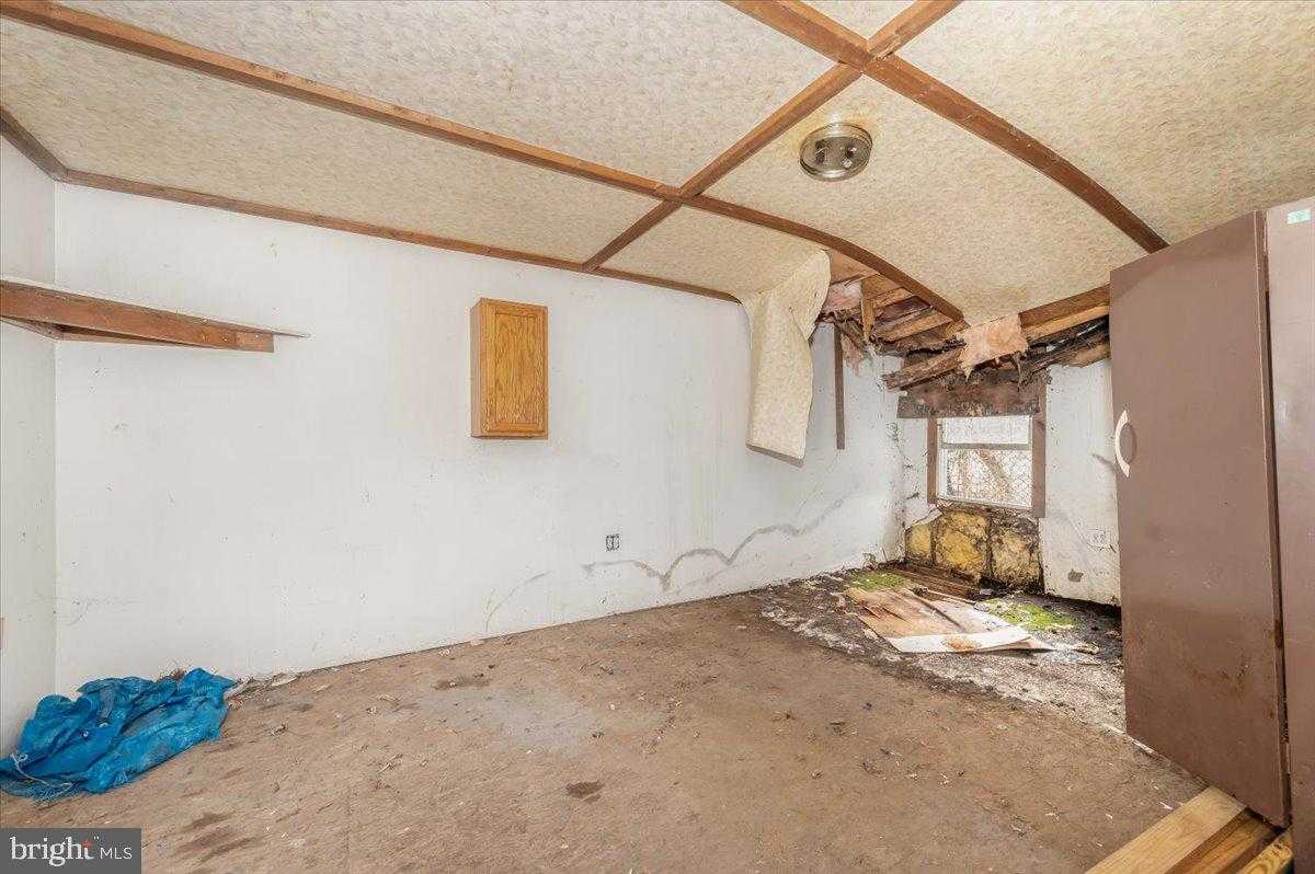 486 Antietam Dr photo 15