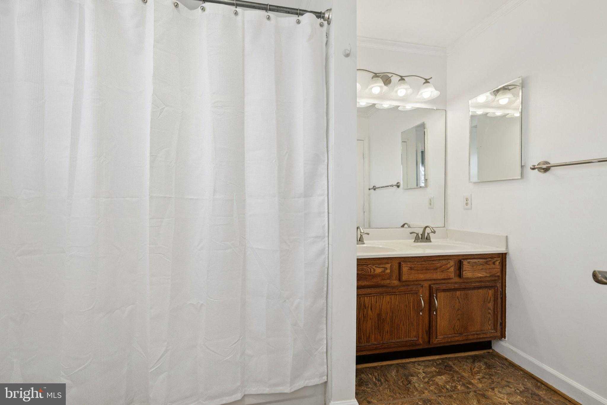 6134 Baldridge Ter photo 11