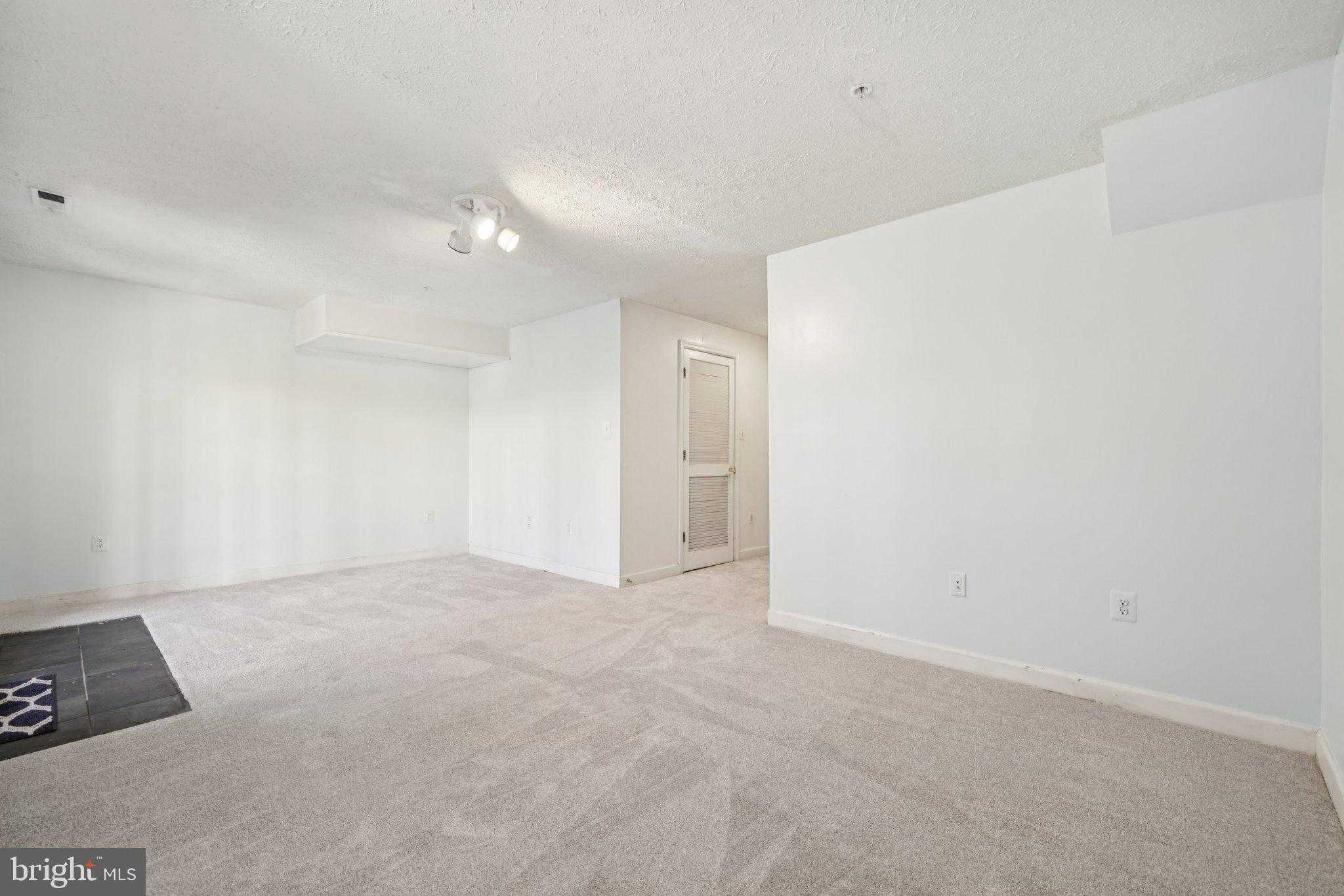 6134 Baldridge Ter photo 19