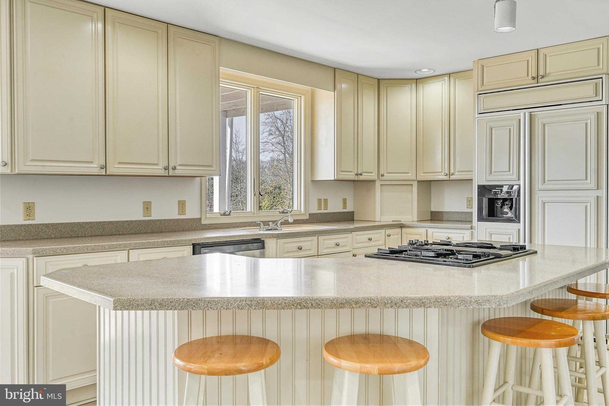 1950 Campbell Rd photo 29