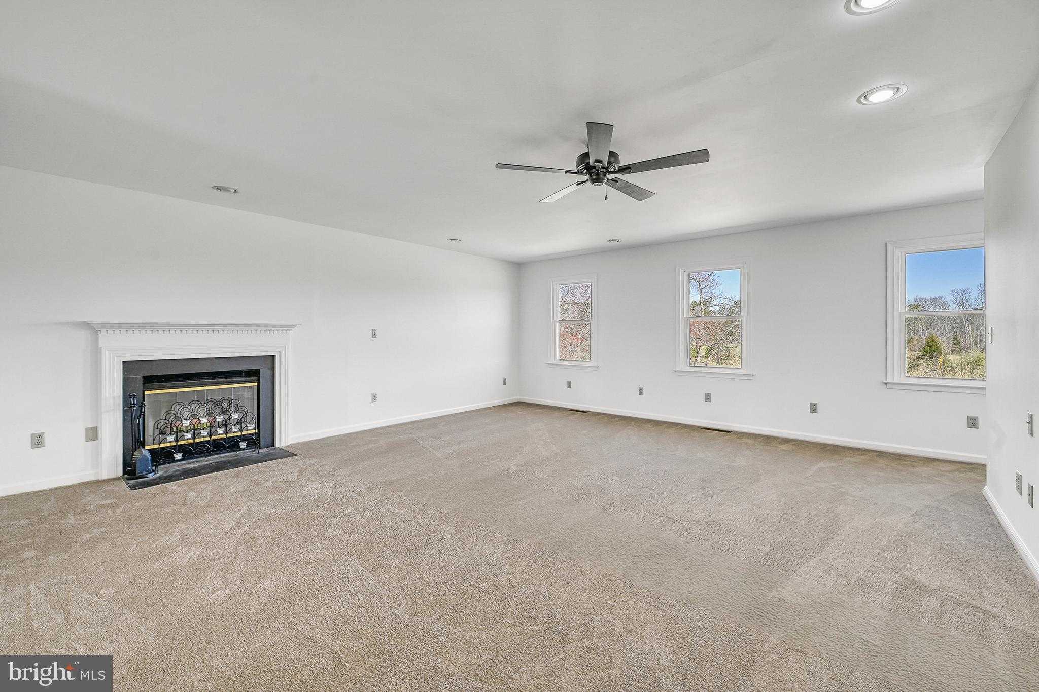 1950 Campbell Rd photo 43