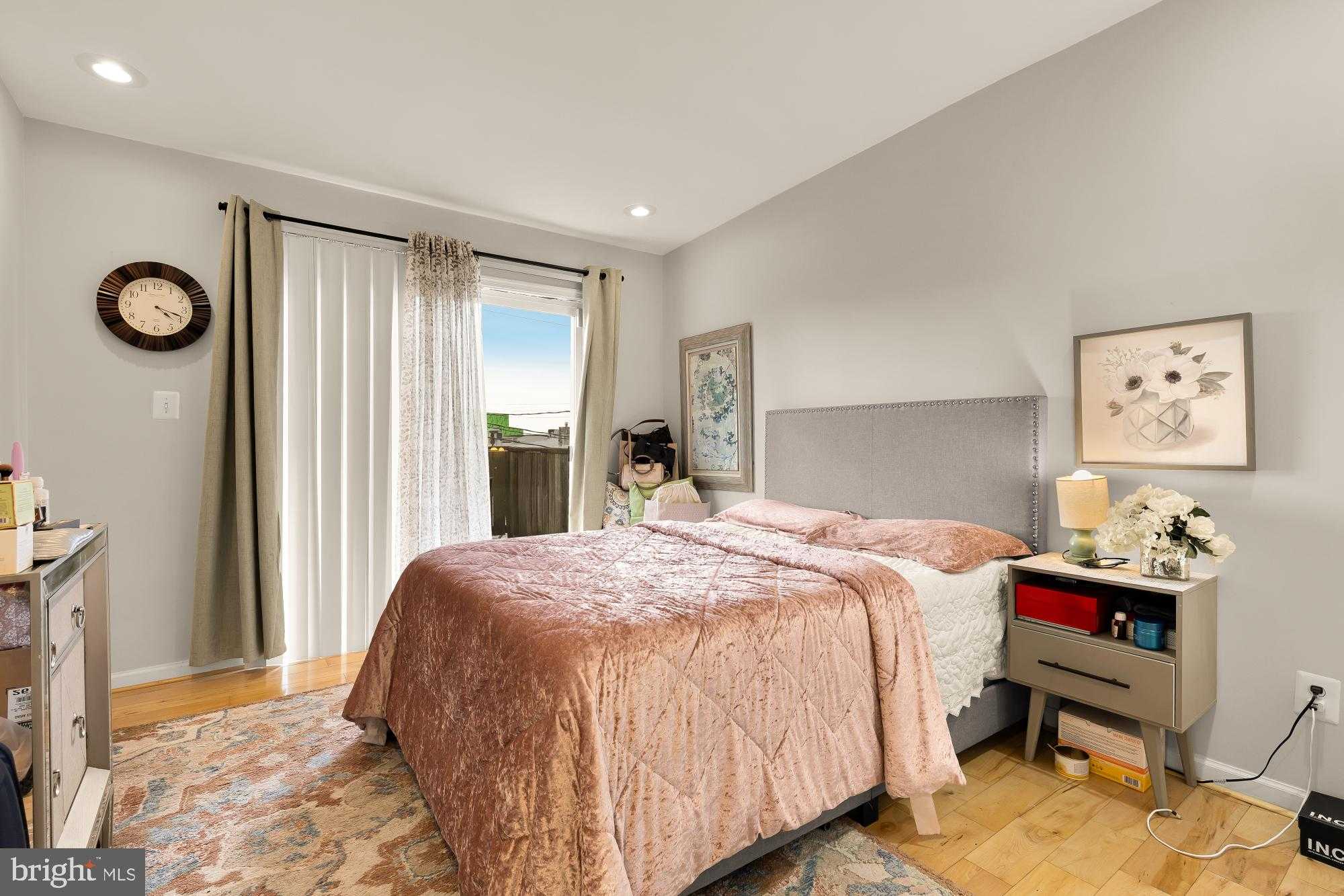 915 Washington Blvd photo 21